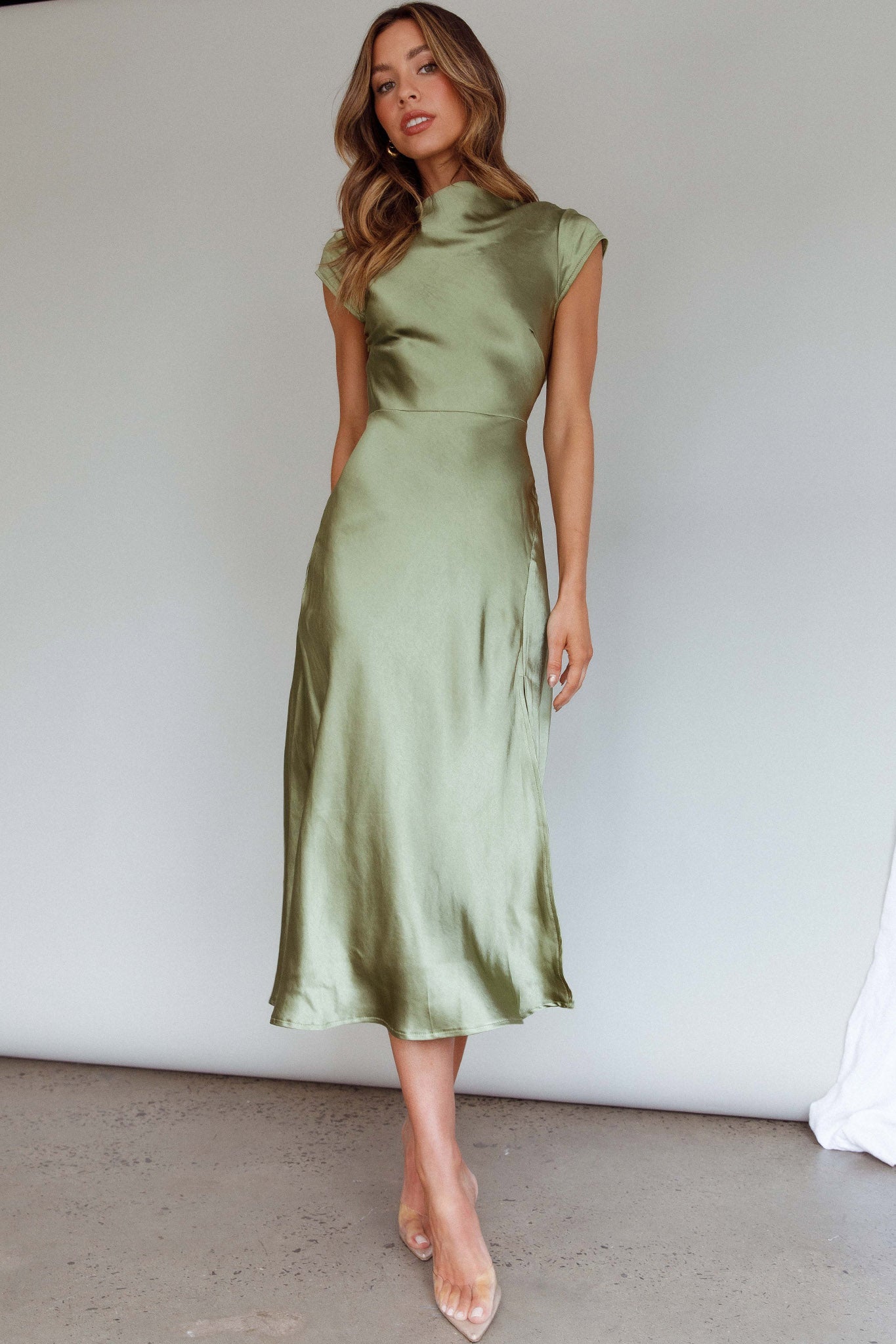 Lucinda Twist Back Midi Dress Olive-Maymioy