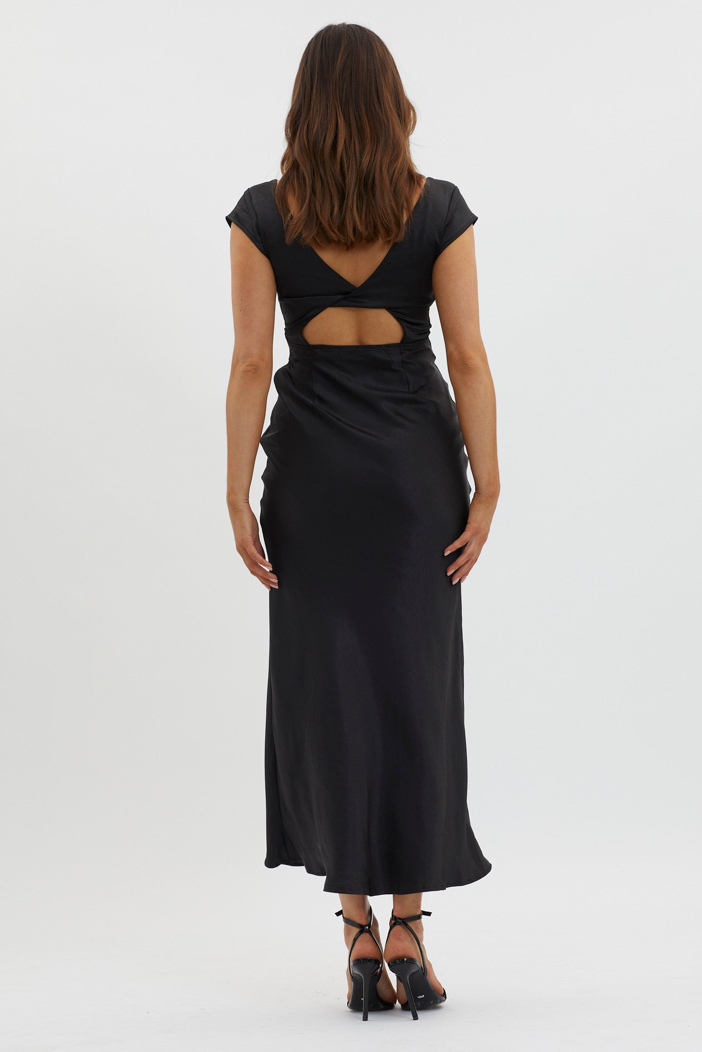 Lucinda V-Neck Twist Back Midi Dress Black-Maymioy