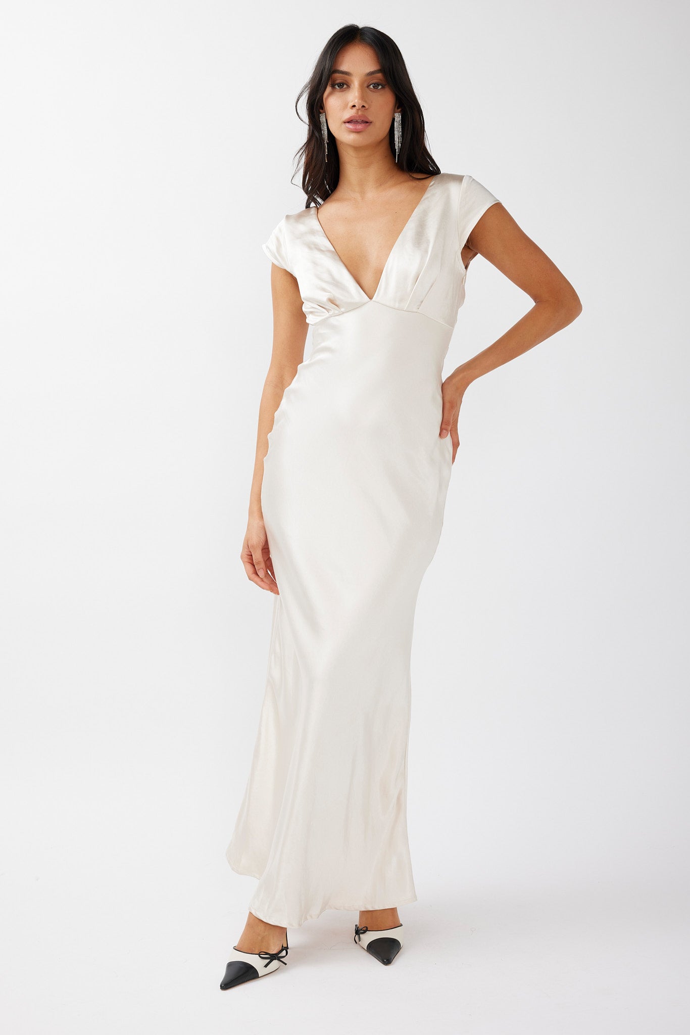 Lucinda V-Neck Twist Back Midi Dress Champagne-Maymioy