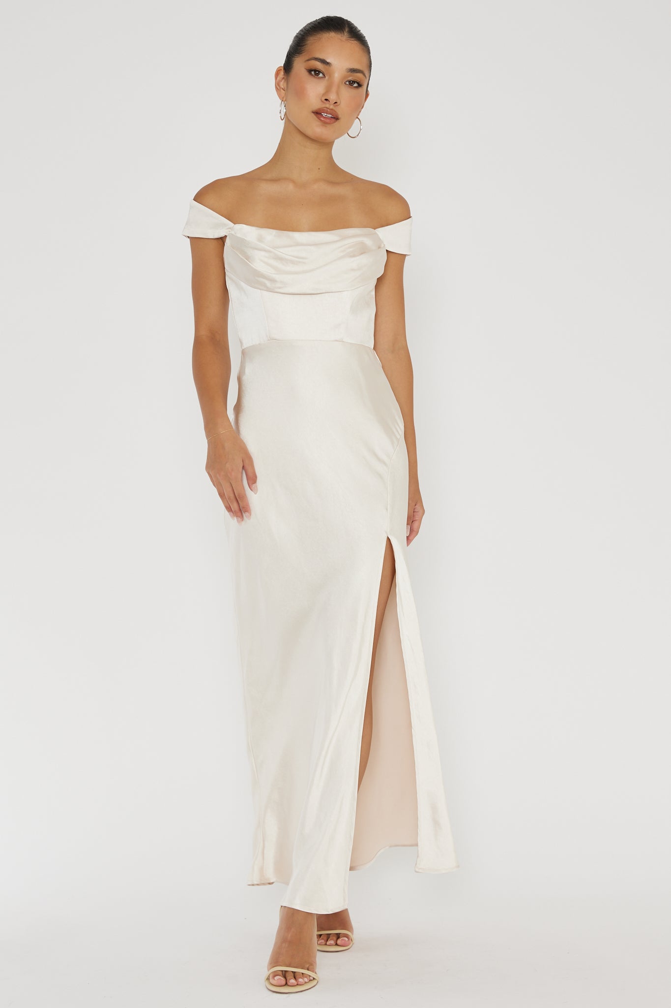 Lucinda Off-Shoulder V-Back Dress Champagne-Maymioy