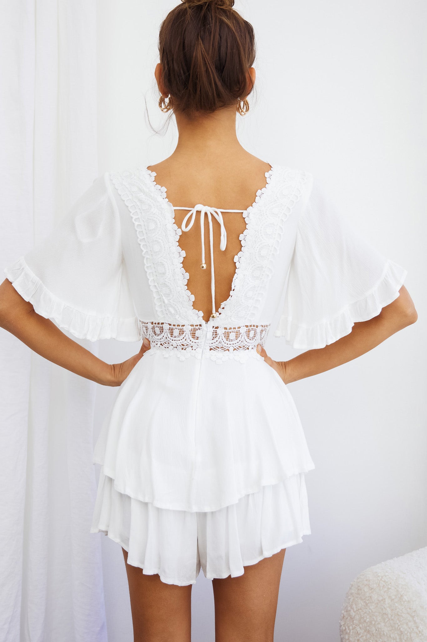 Lillian Crochet Lace Trim Flounce Hem Romper White-Maymioy