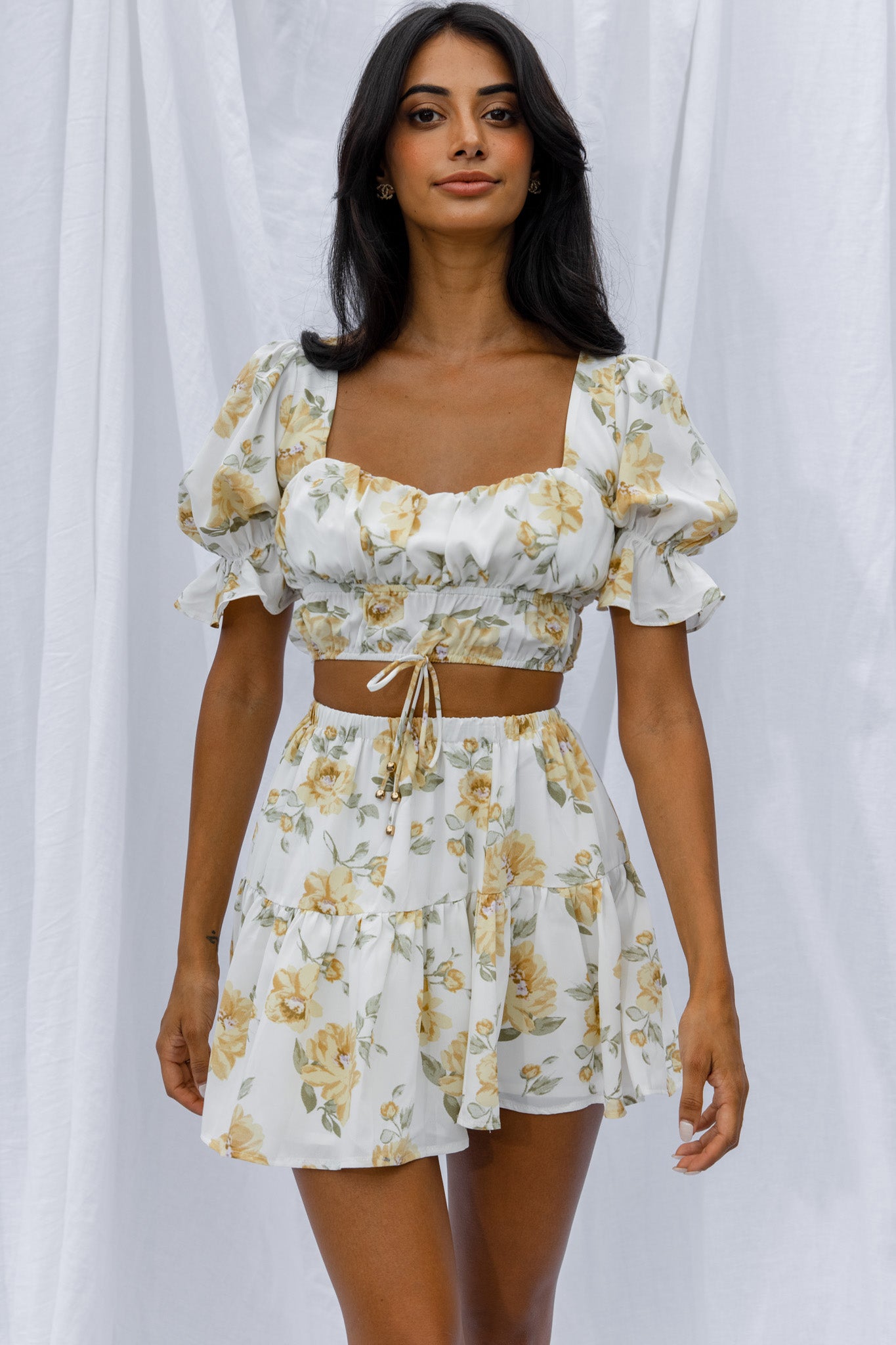Lilibet Flounce Mini Skirt Floral White-Maymioy
