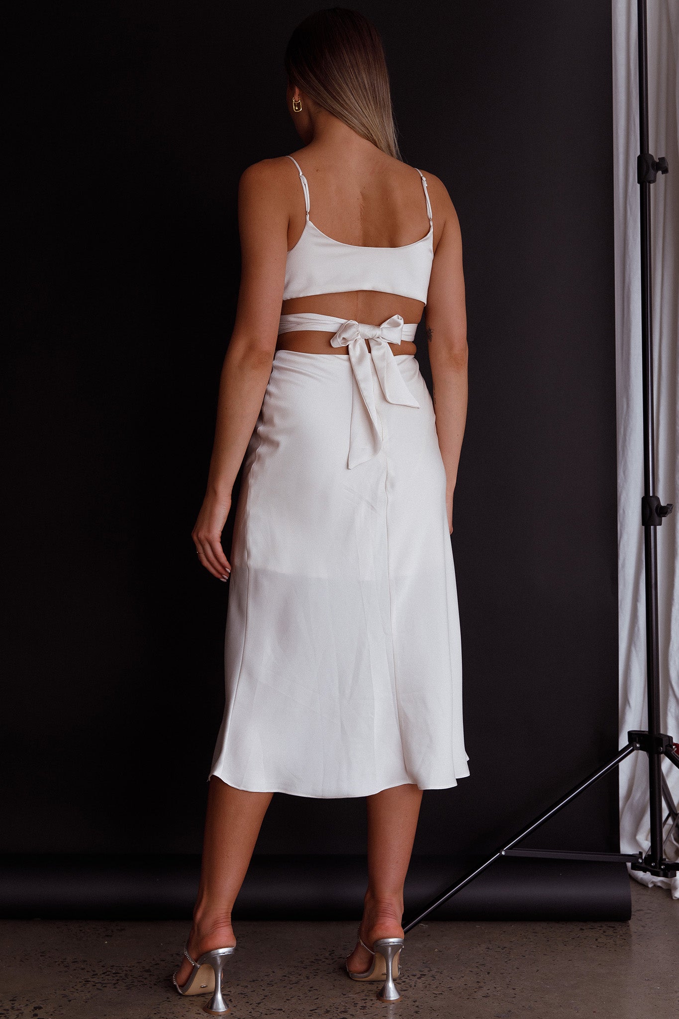 Dance With Me Crossover Bust Midi Dress Ivory-Maymioy
