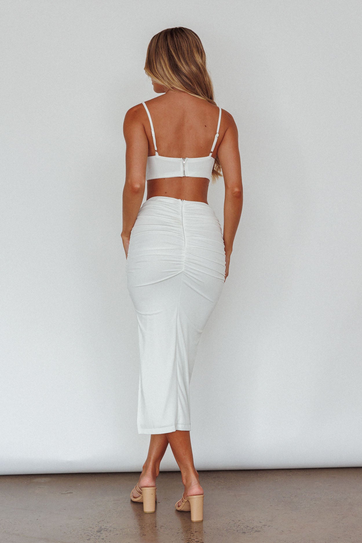 Mary Jane Gathered Bust Tie Back Midi Dress White-Maymioy