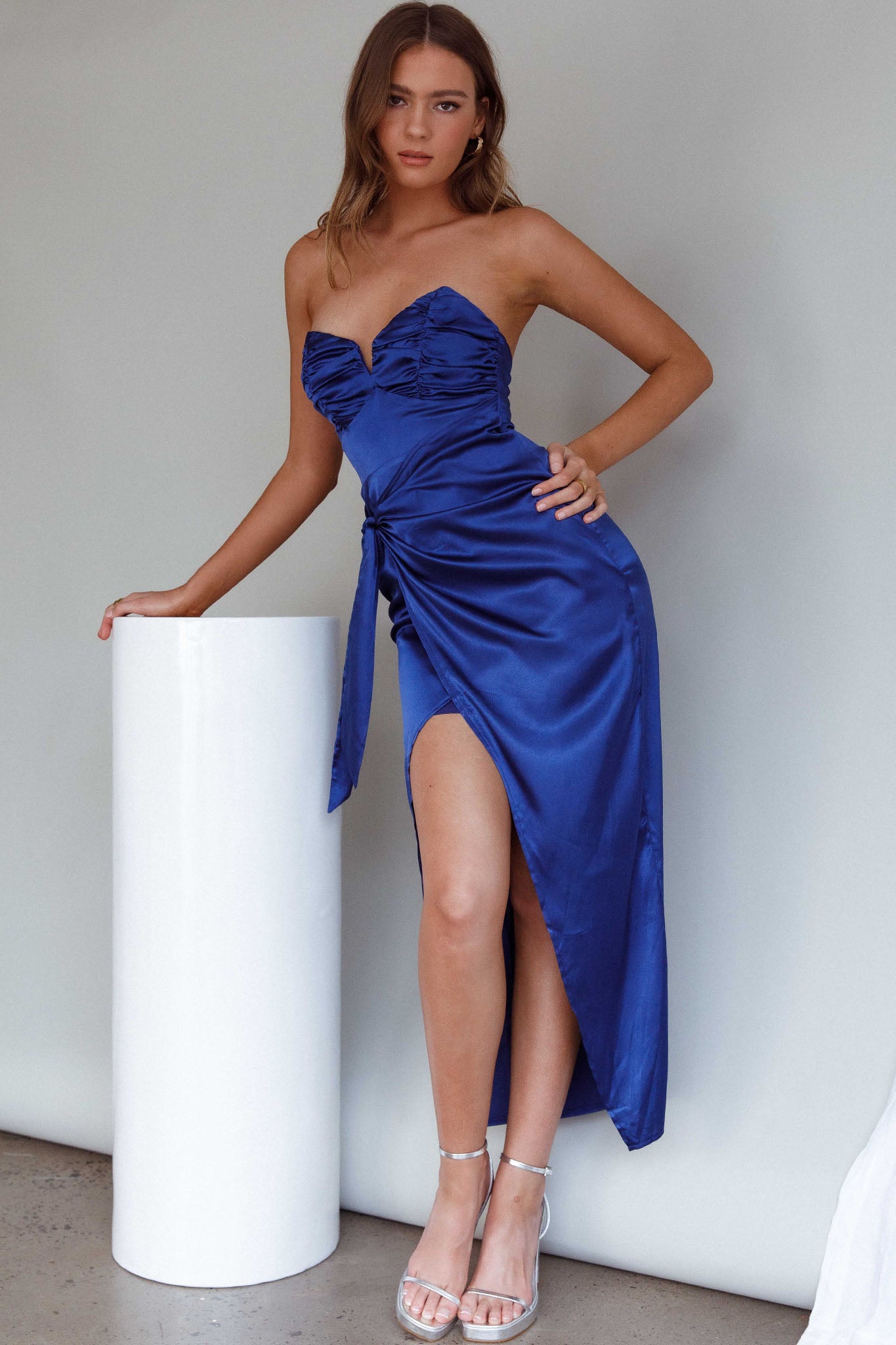 Gianna Strapless Ruched Bust Midi Dress Navy-Maymioy
