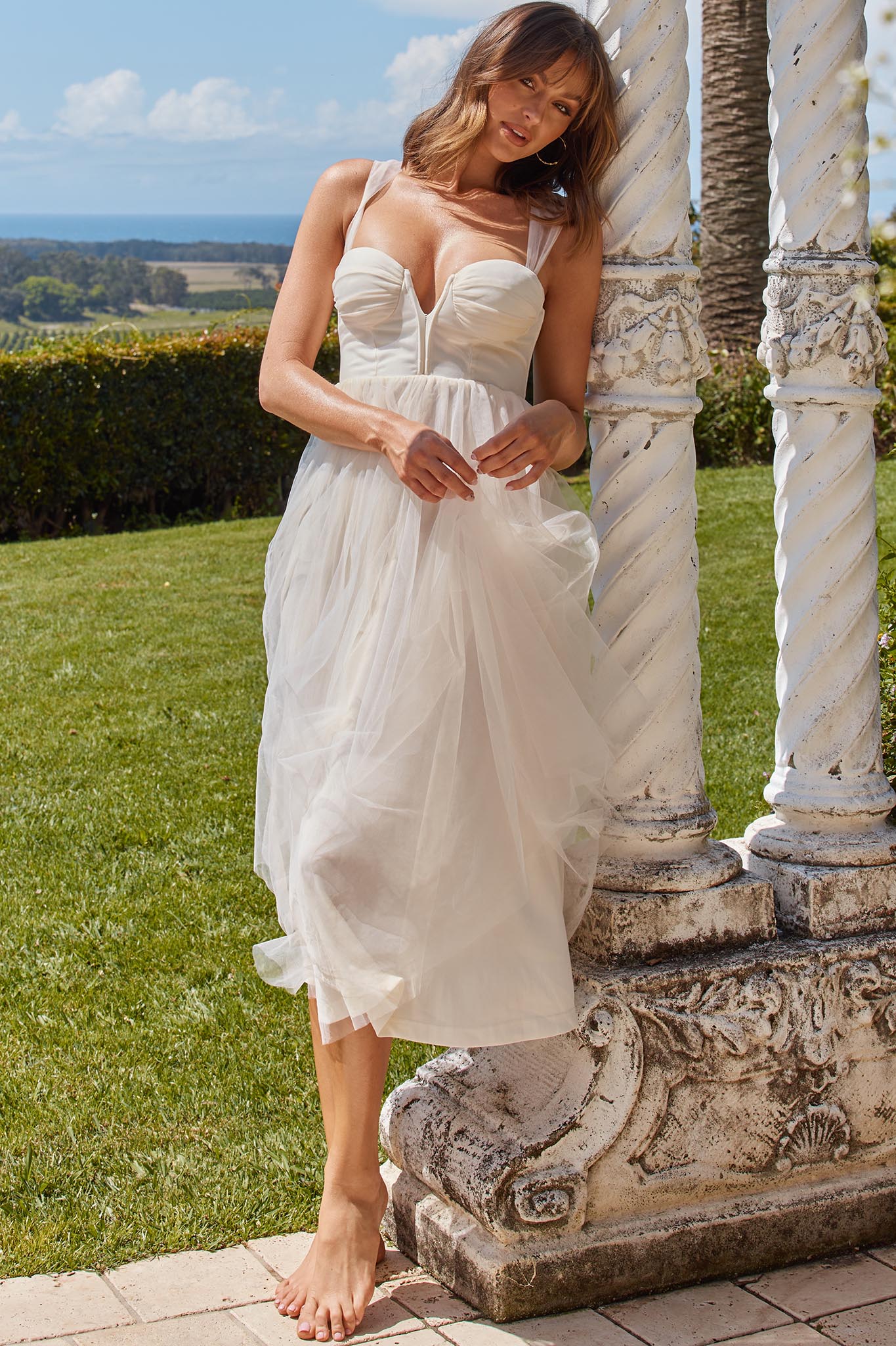 Surreal Lace-Up Back Tulle Midi Dress Butter-Maymioy