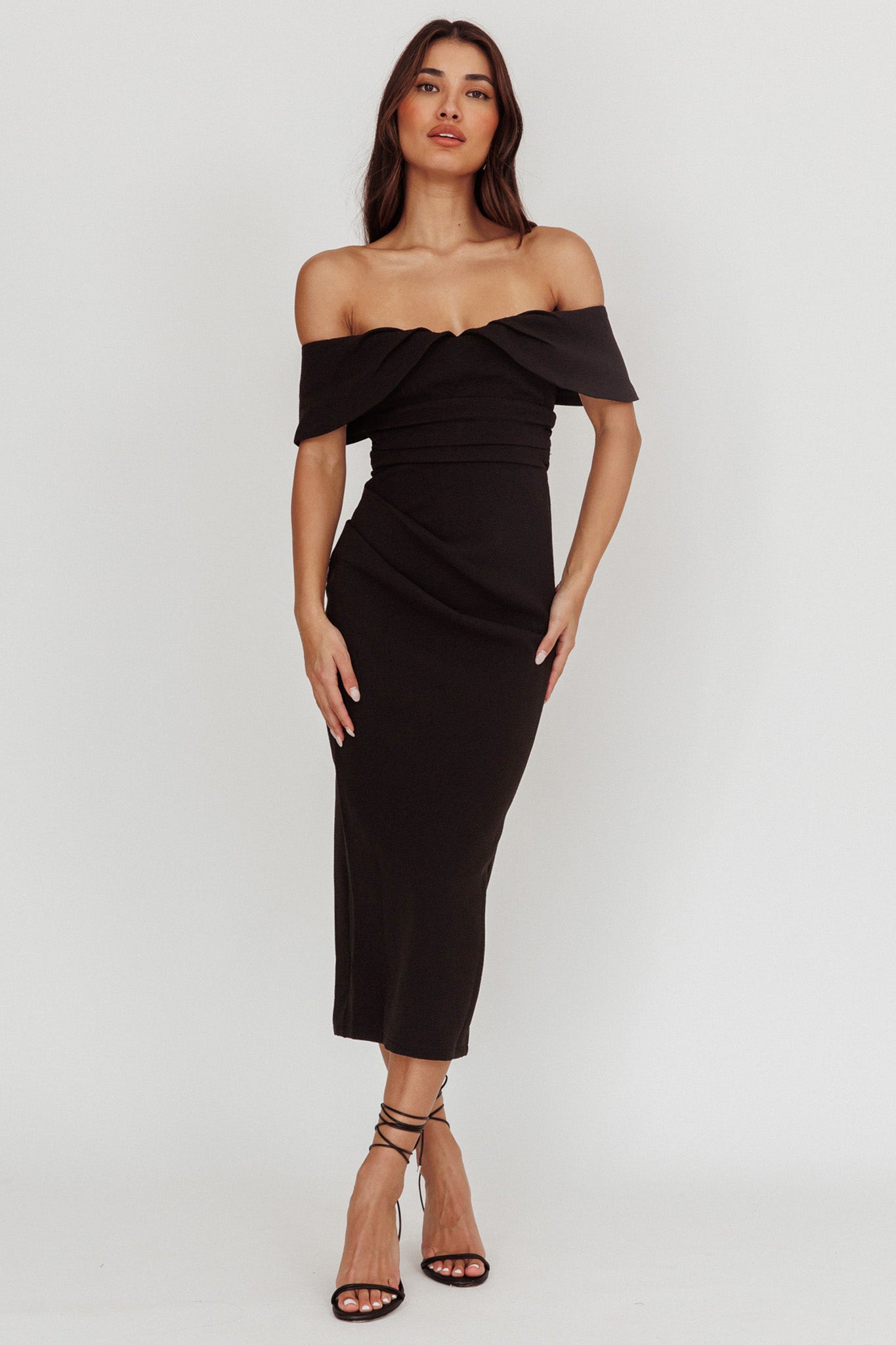 Lillianne Off-Shoulder Midi Dress Black-Maymioy