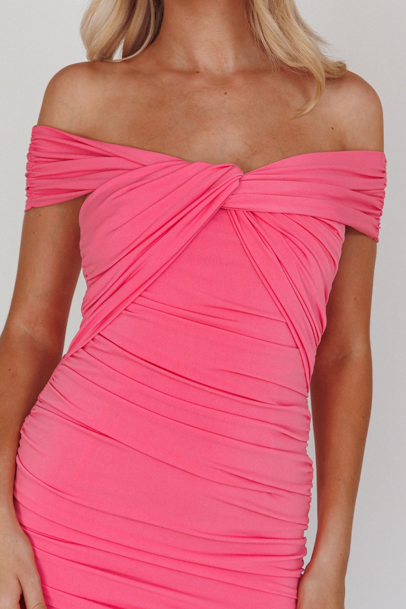 Maja Off-Shoulder Midi Dress Pink-Maymioy