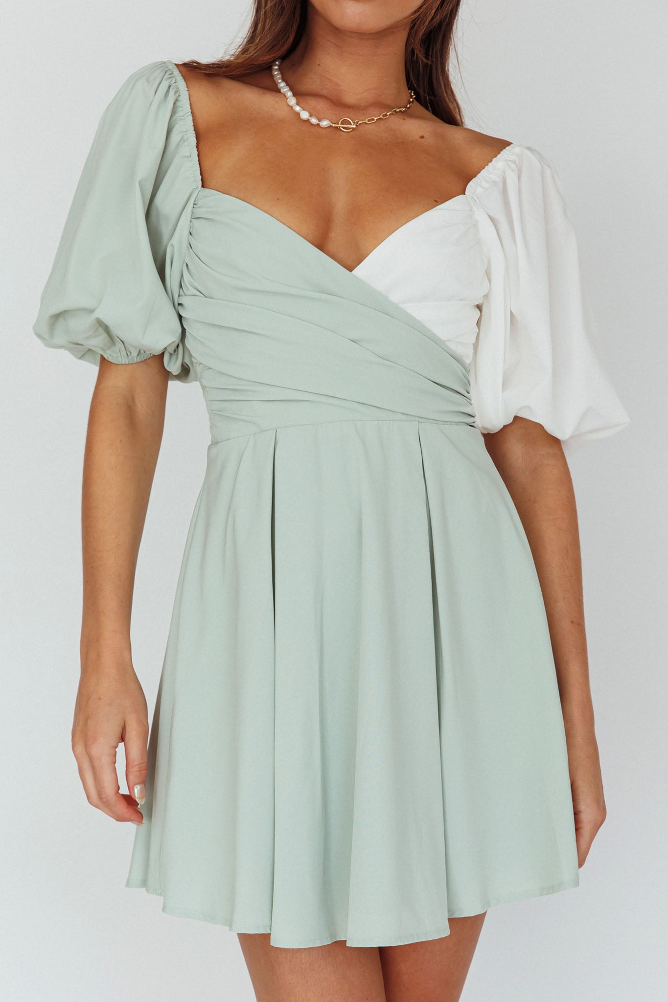 Melie Puff Sleeve Mini Dress Pistachio/White-Maymioy