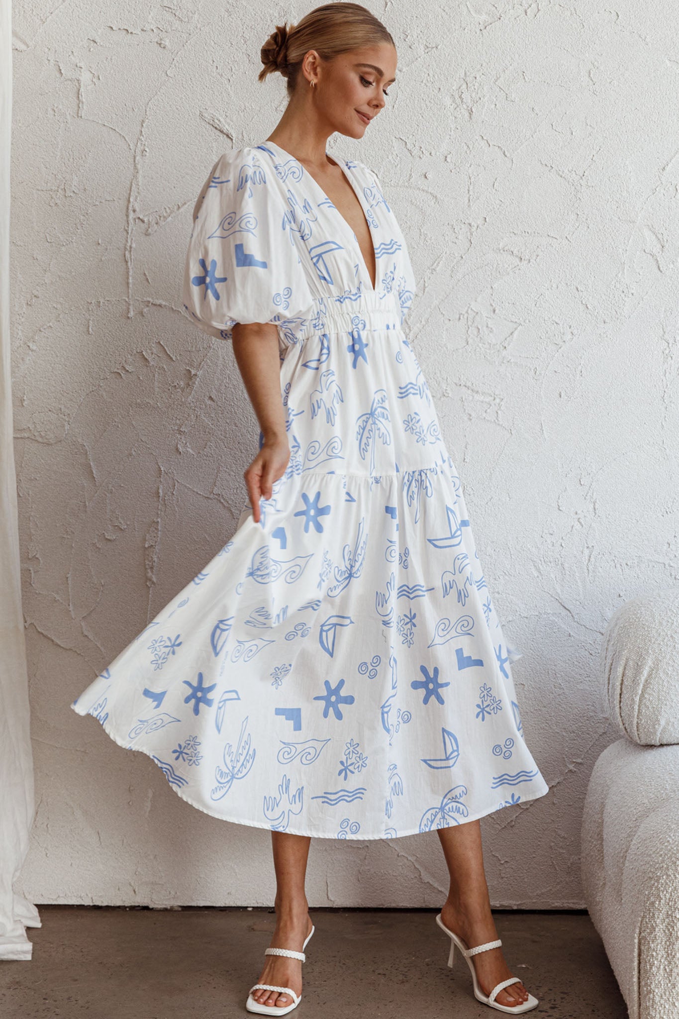 Summer Land V-Neckline Midi Dress Printed White-Maymioy