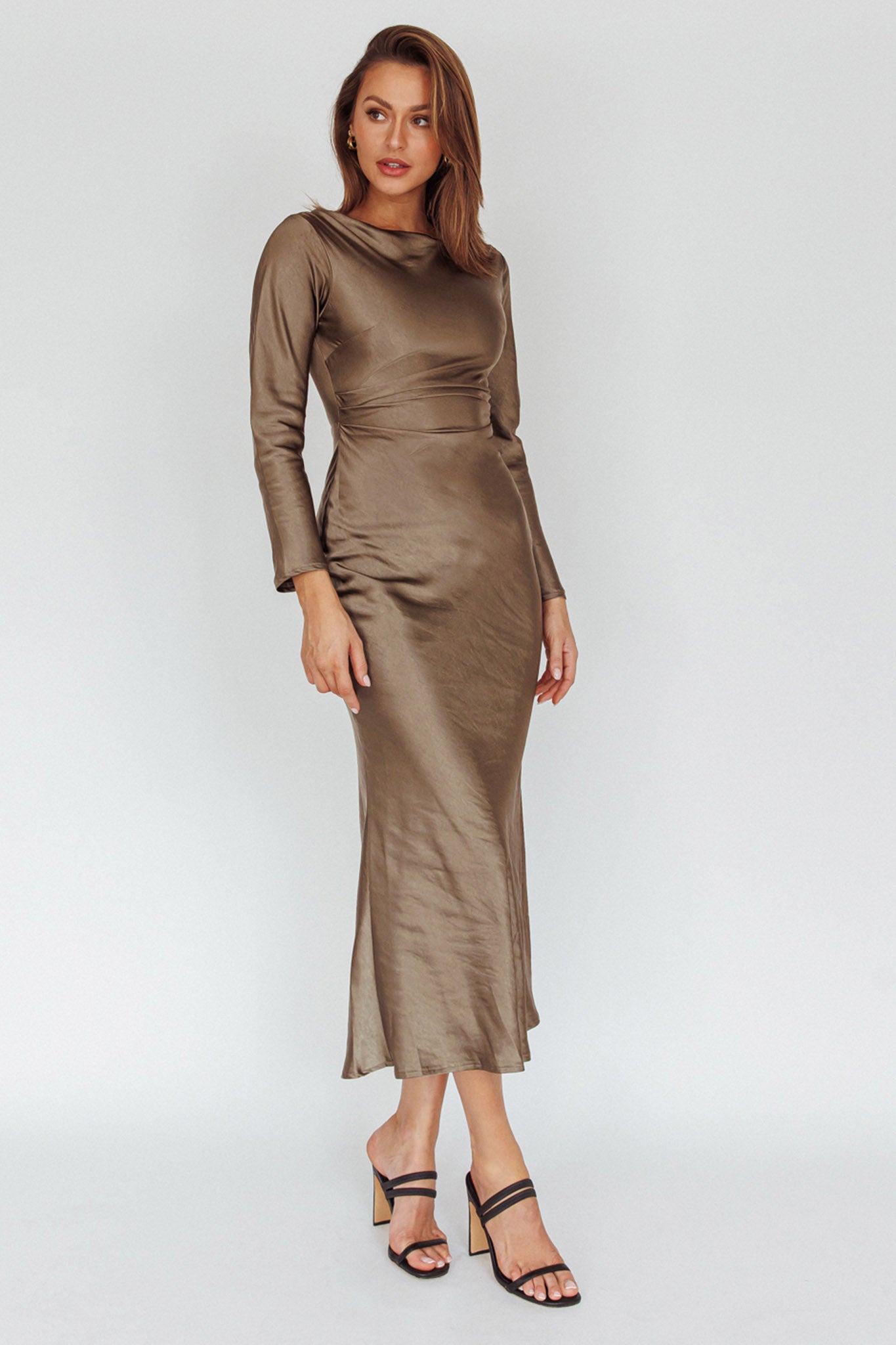 Loveland Cowl Back Midi Dress Olive-Maymioy