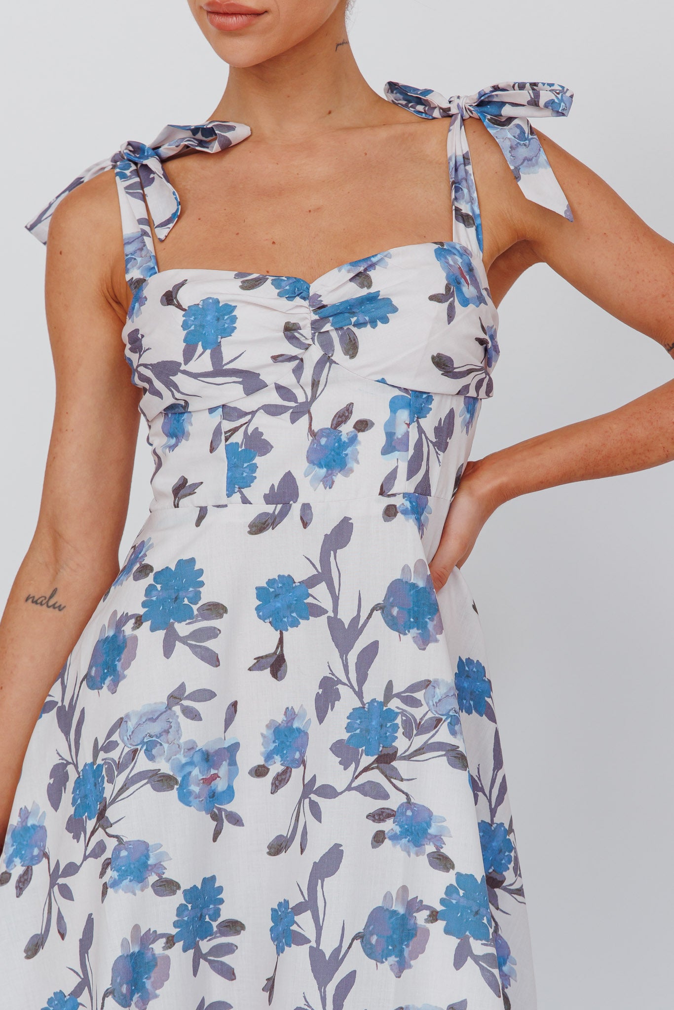 Sweet Pea Tied Bust Midi Dress Flower Blue-Maymioy
