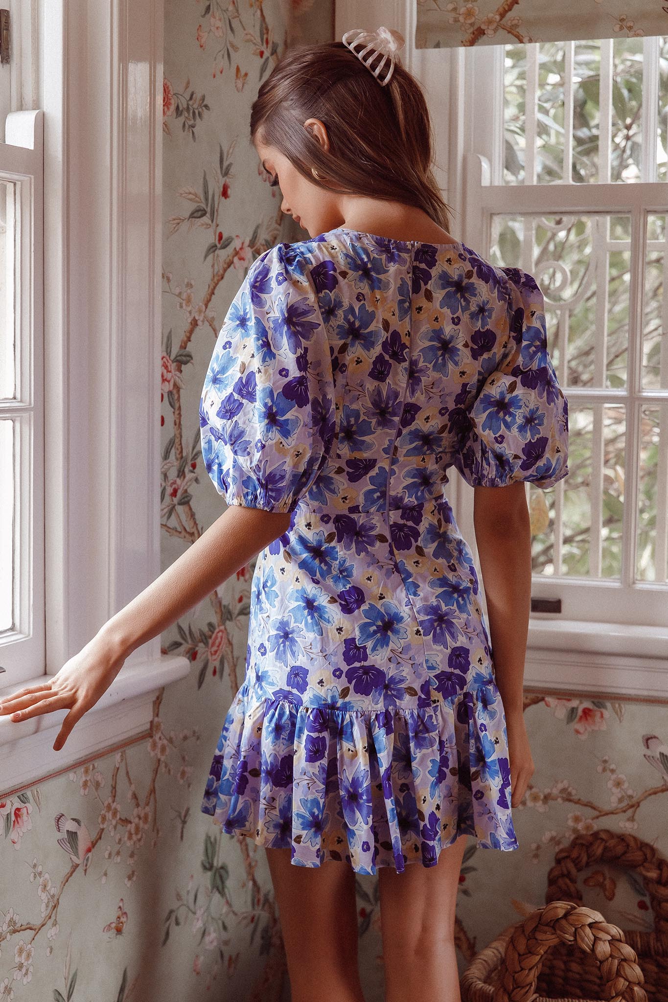 Jemilia Cut-Out Bust Flounce Mini Dress Floral Blue-Maymioy