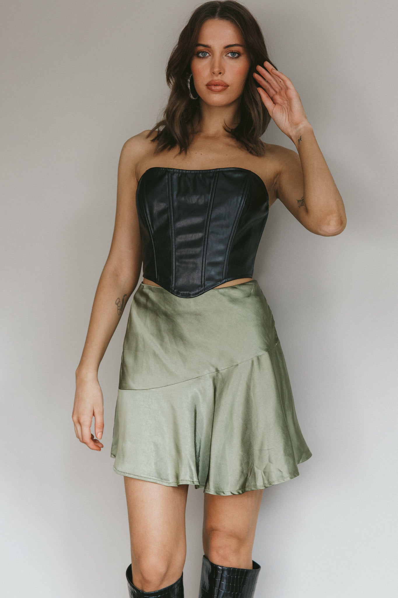 Gwyneth Flounce Mini Skirt Khaki-Maymioy