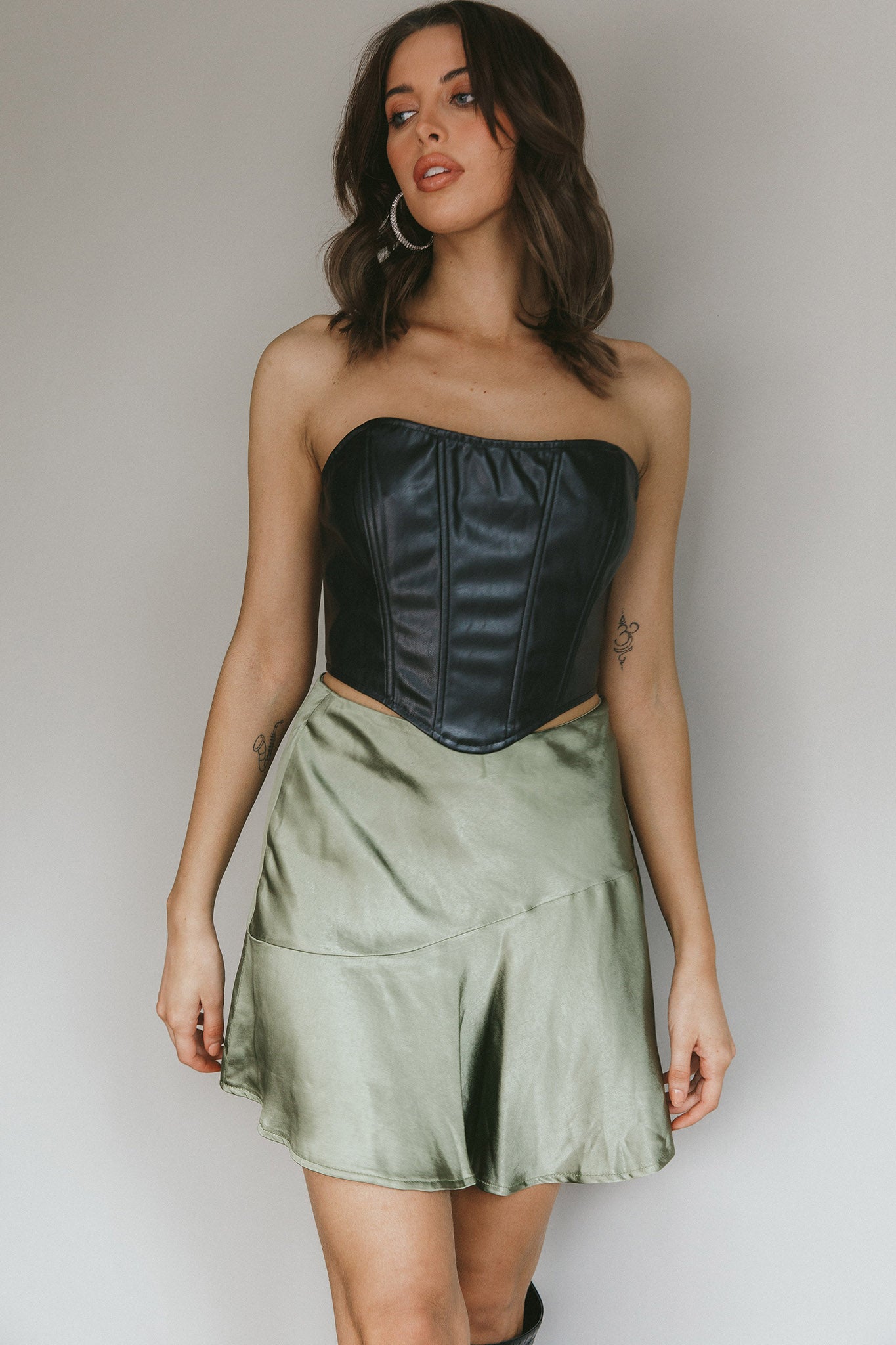 Gwyneth Flounce Mini Skirt Khaki-Maymioy