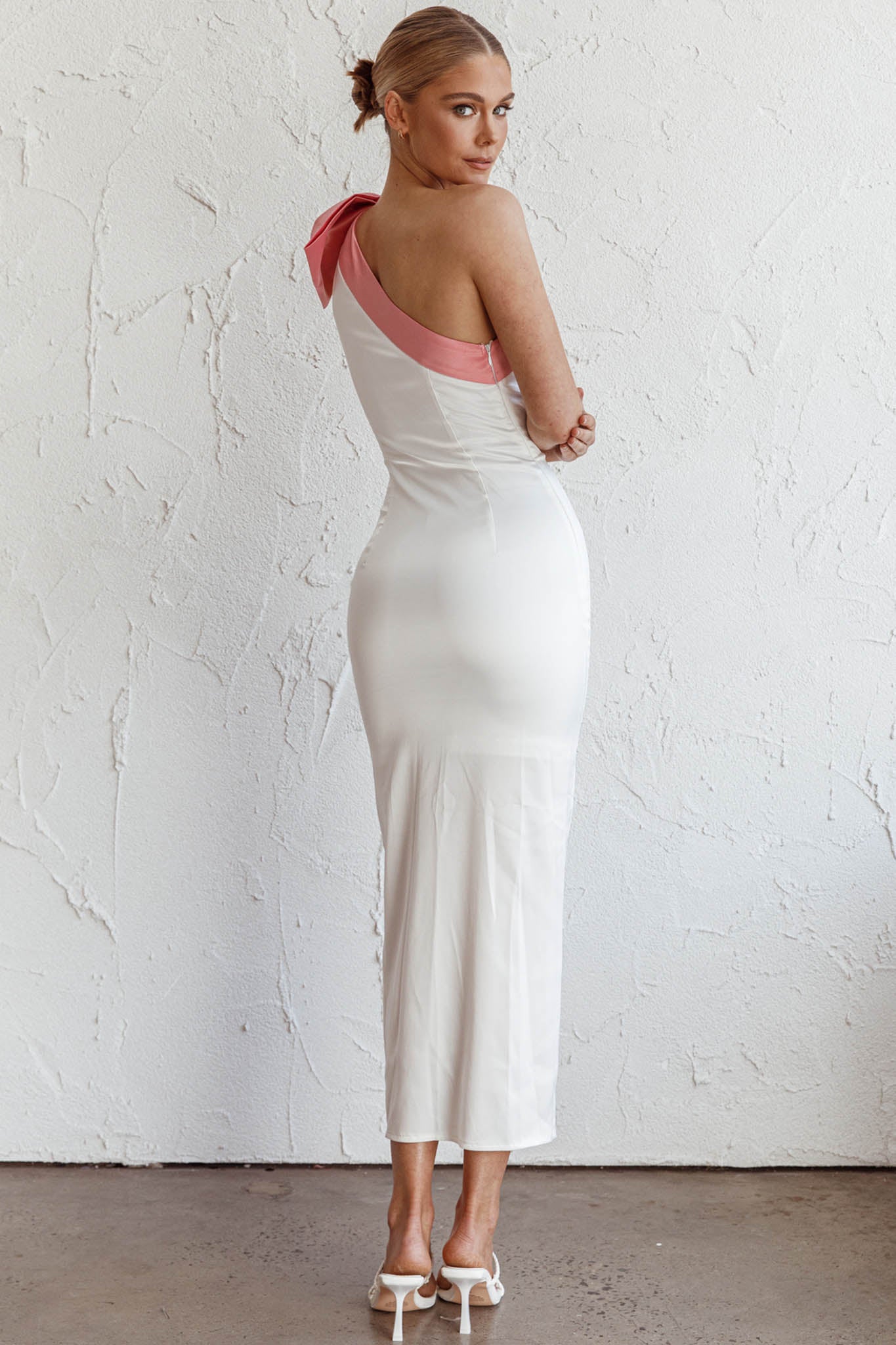 Sweetest Thing One-Shoulder Bow Maxi Dress White-Maymioy