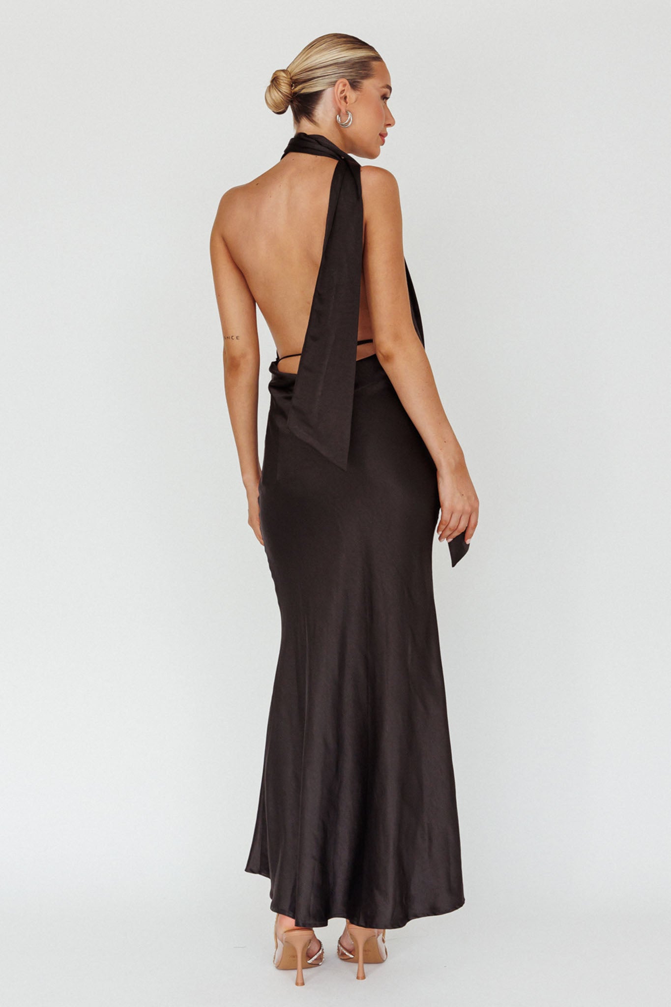 Italia Azure Halterneck Maxi Dress Black-Maymioy