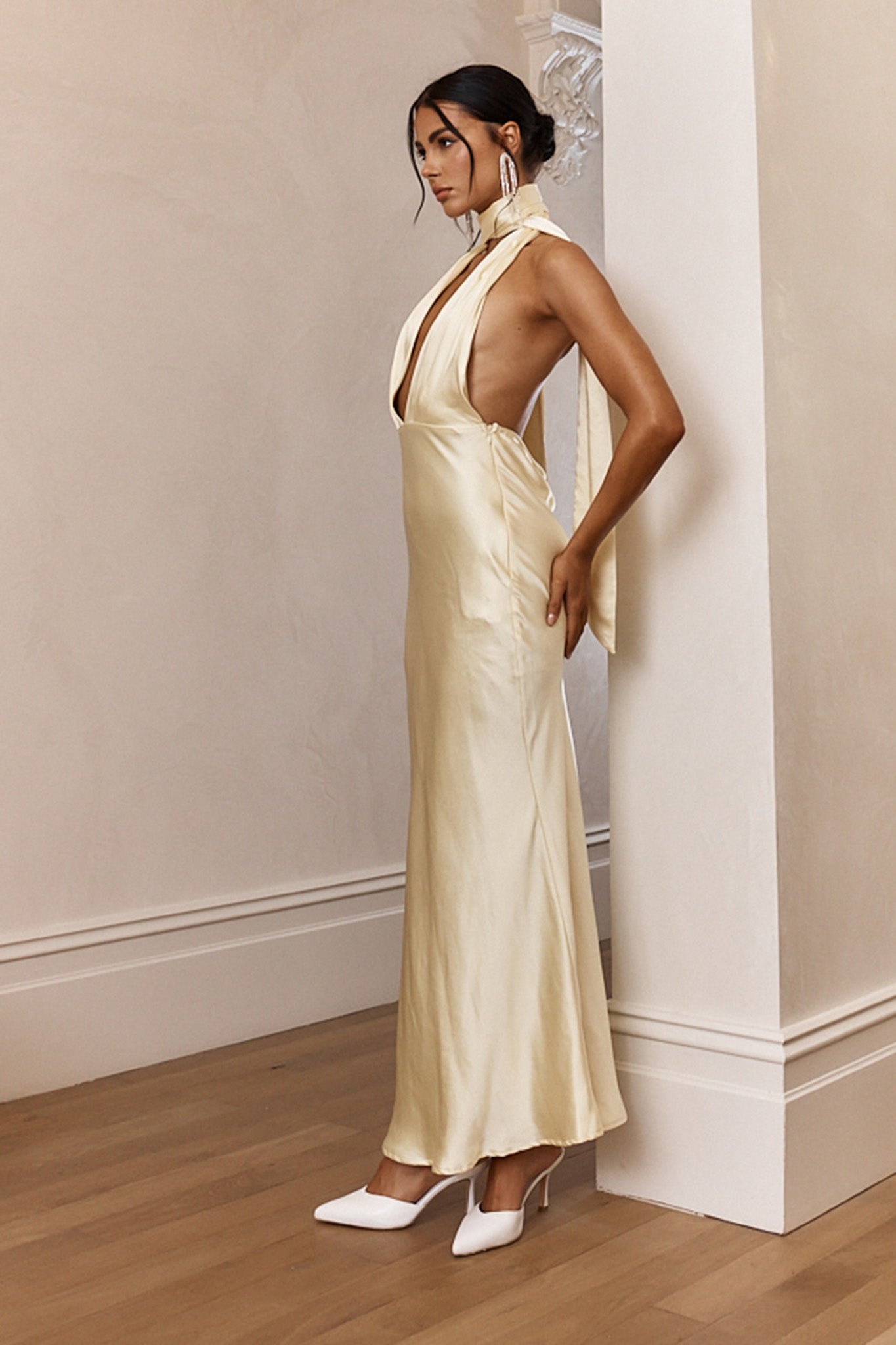 Italia Azure Halterneck Maxi Dress Butter-Maymioy