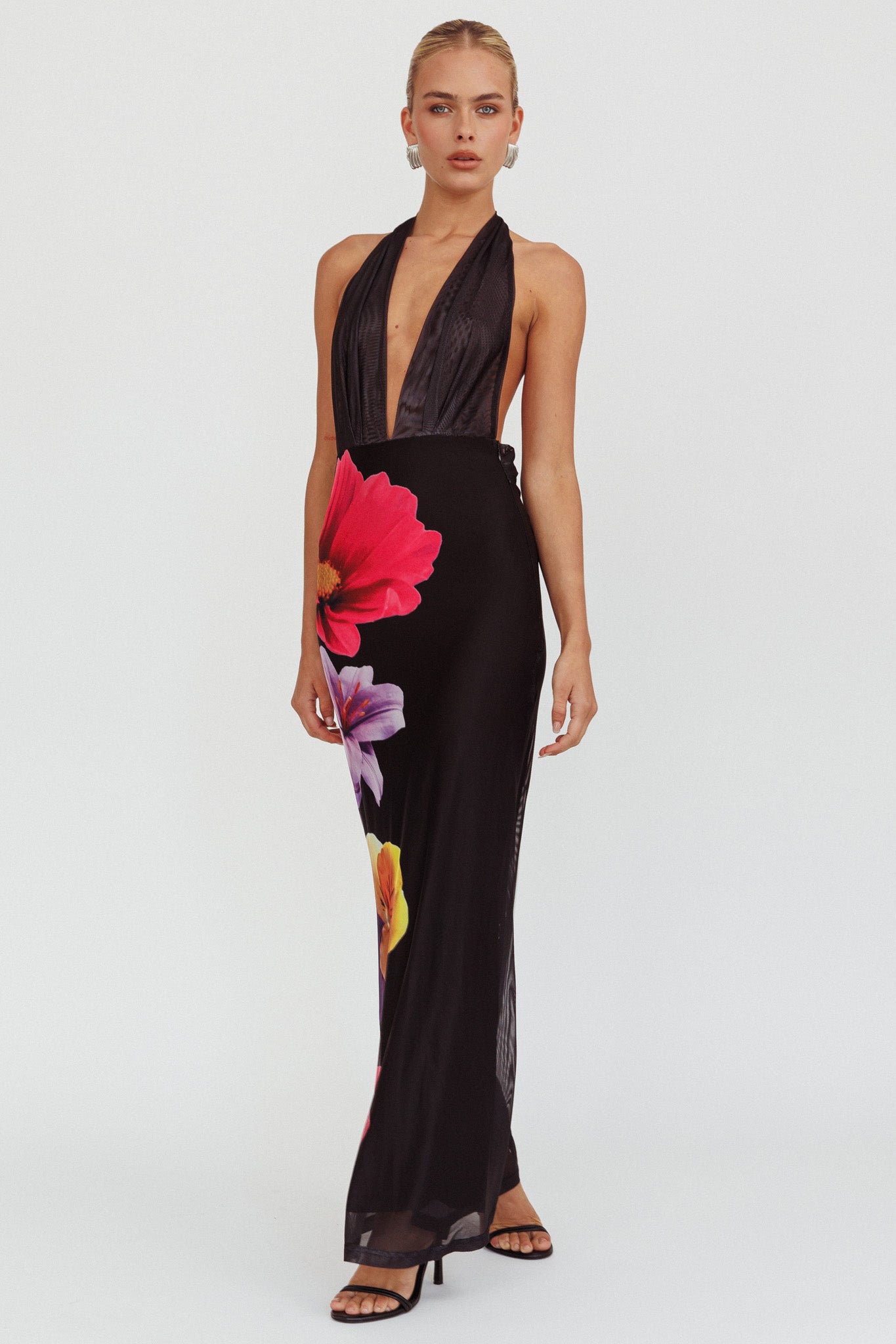 Italia Azure Halterneck Maxi Dress Flowers Black-Maymioy
