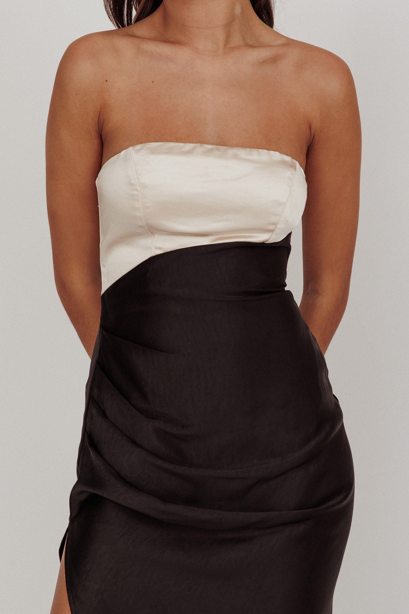 Kamillia Strapless Split Maxi Dress Black-Maymioy