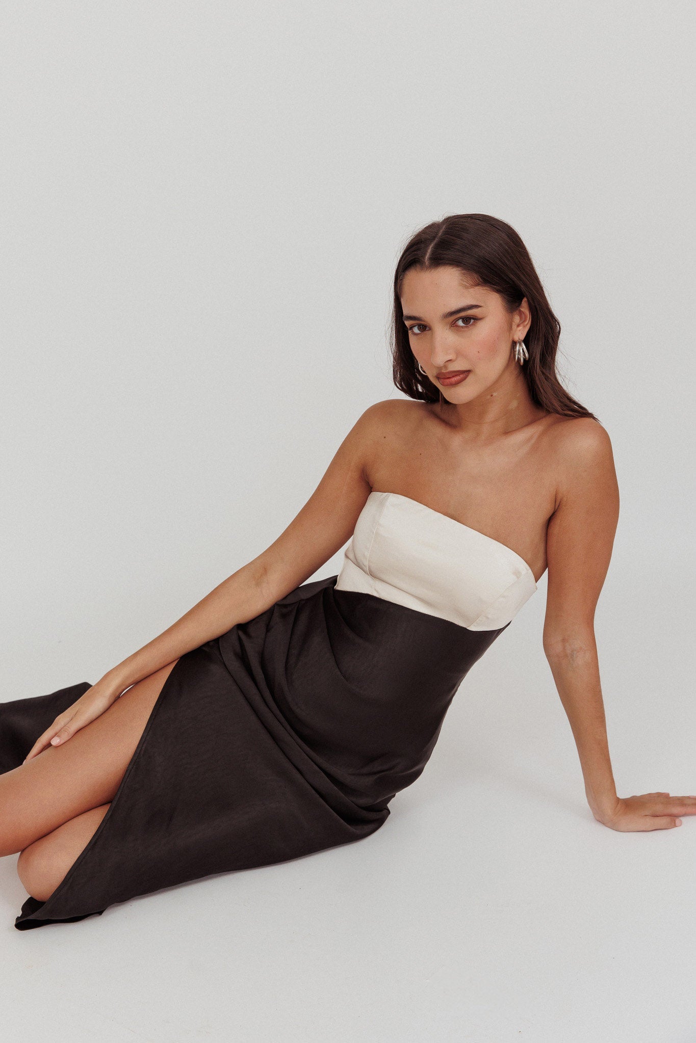 Kamillia Strapless Split Maxi Dress Black-Maymioy