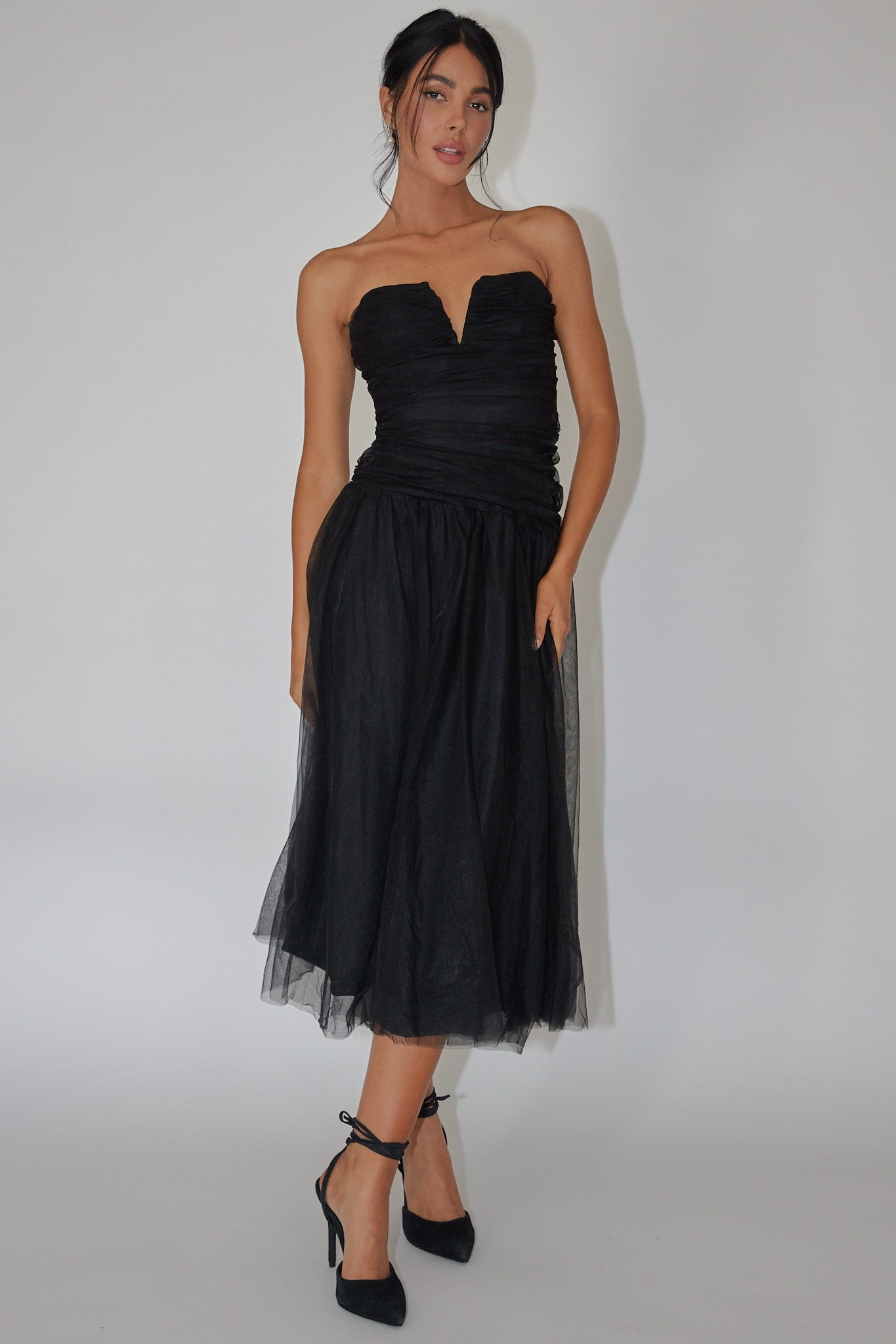 Daphnie Drop Waist Tulle Midi Dress Black-Maymioy
