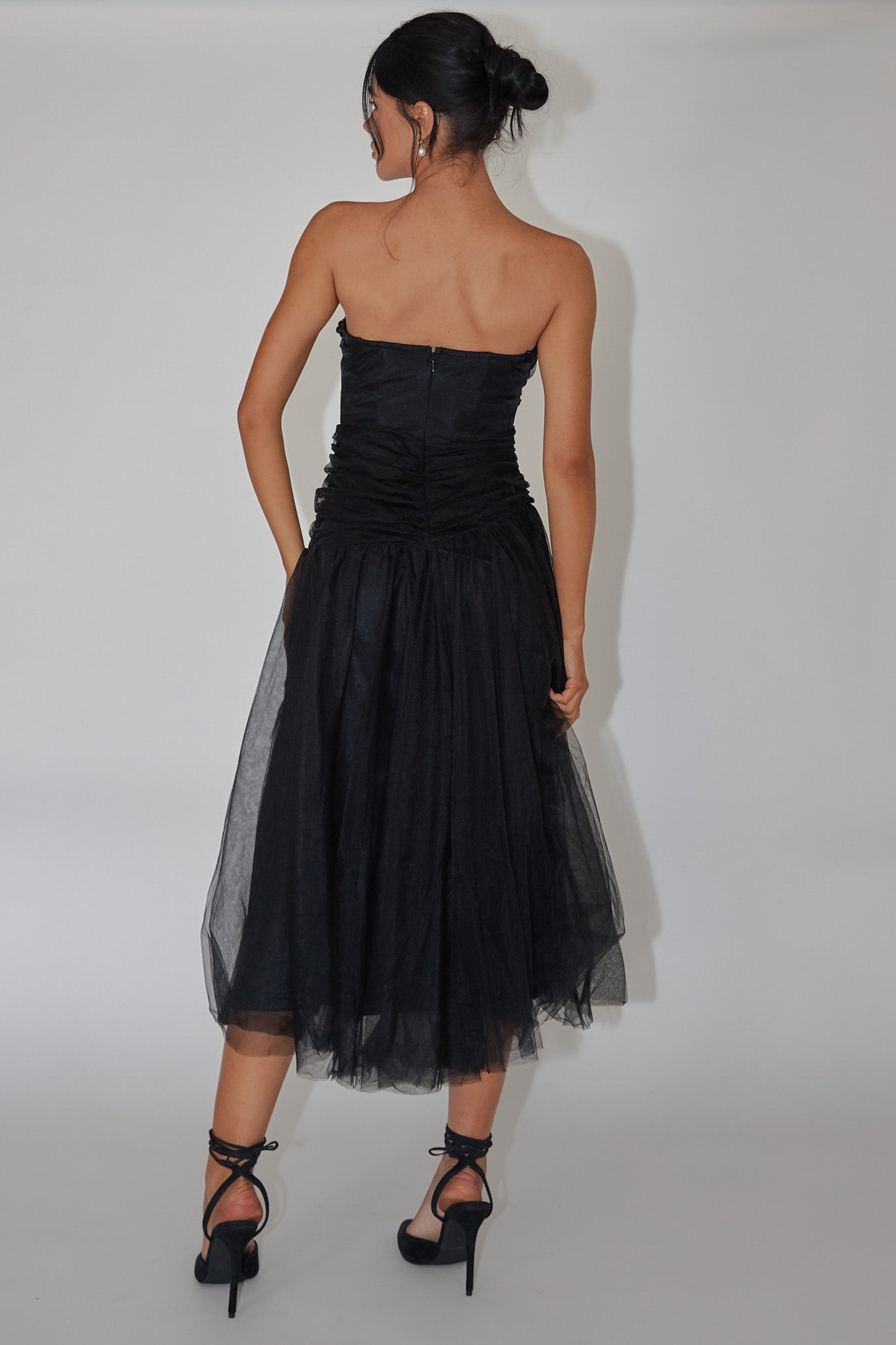 Daphnie Drop Waist Tulle Midi Dress Black-Maymioy