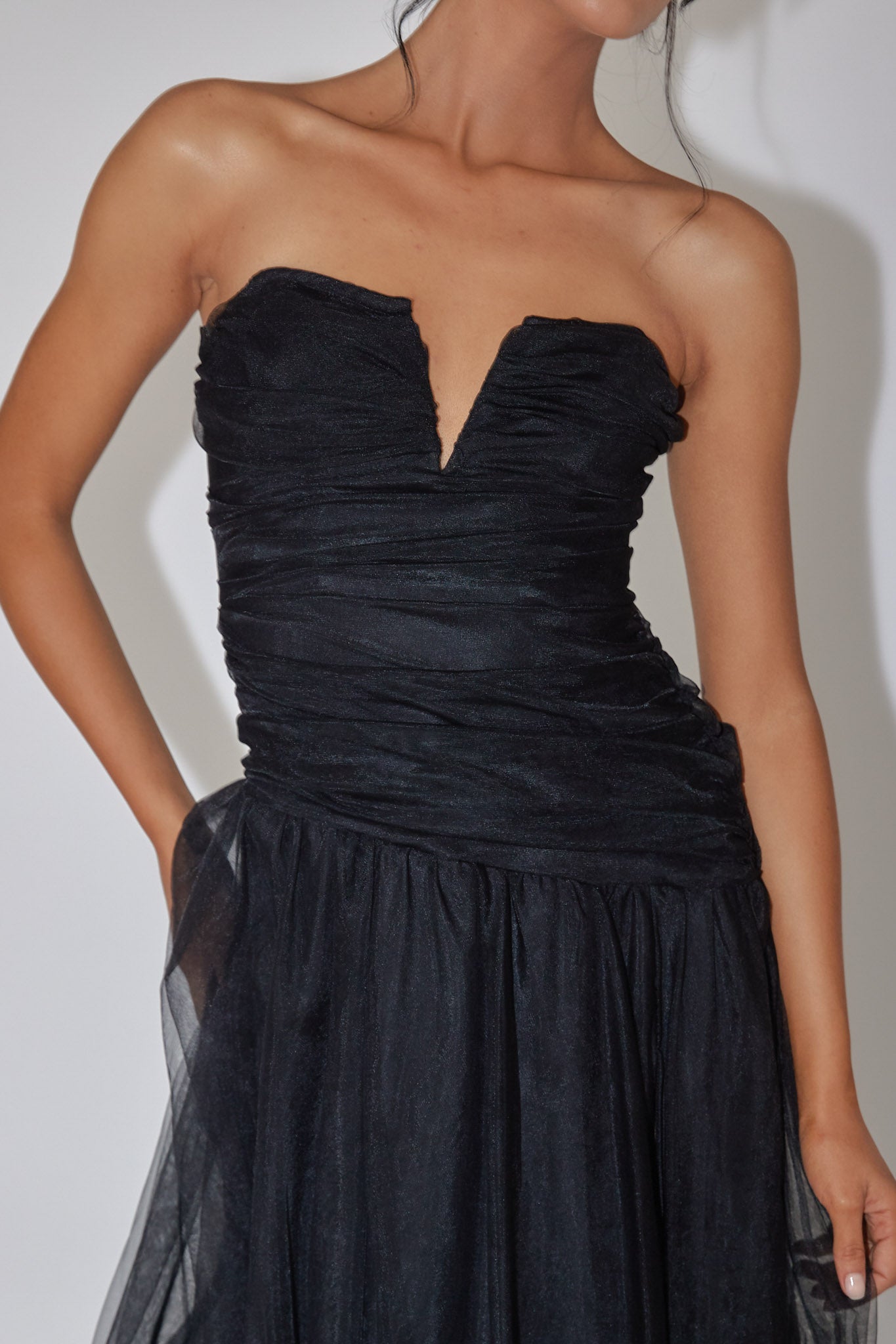 Daphnie Drop Waist Tulle Midi Dress Black-Maymioy