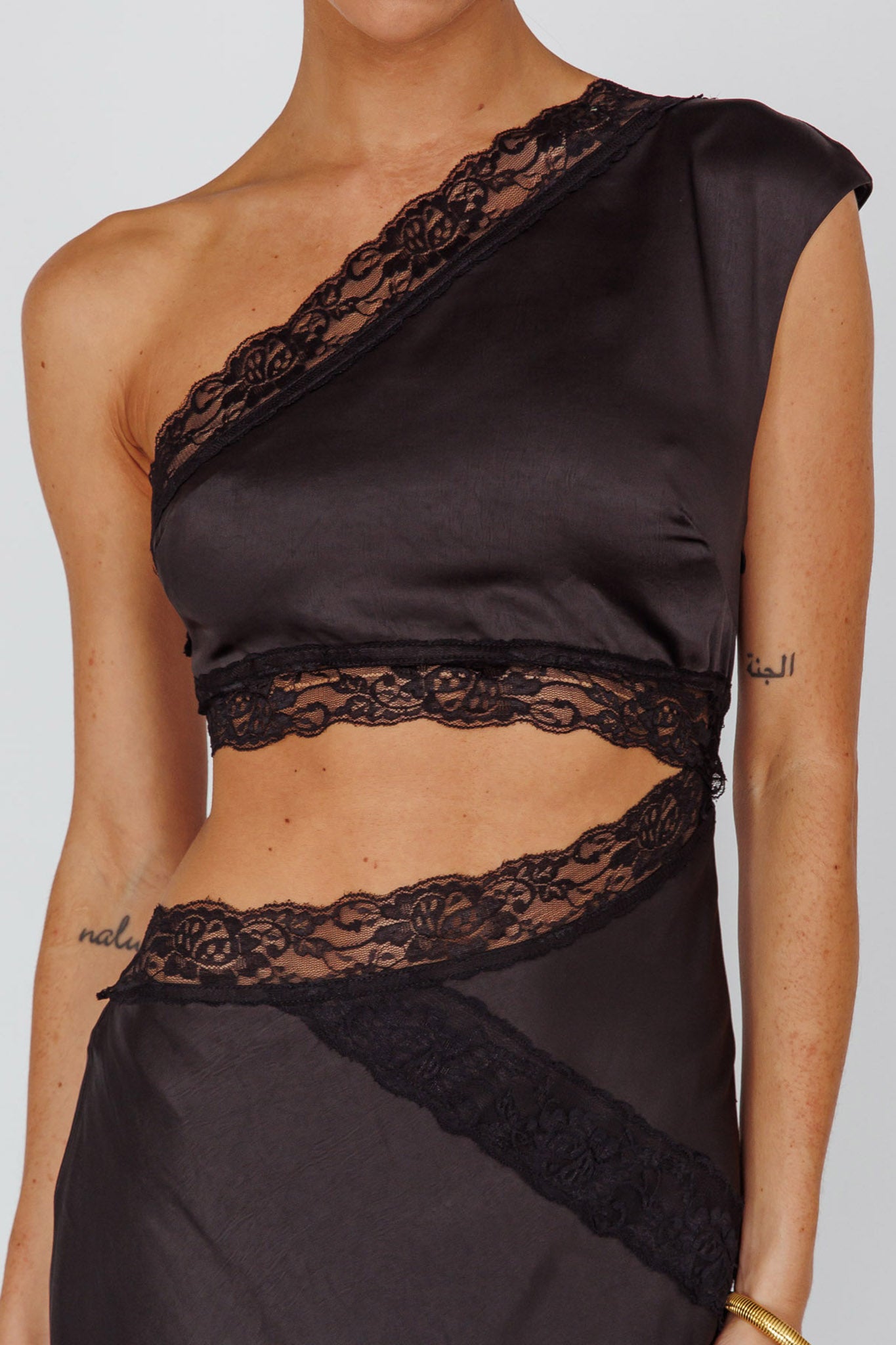 Mahli One-Shoulder Maxi Dress Black-Maymioy