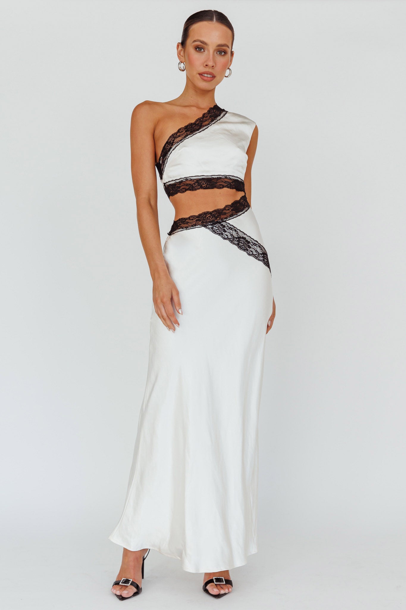 Mahli One-Shoulder Maxi Dress Champagne-Maymioy