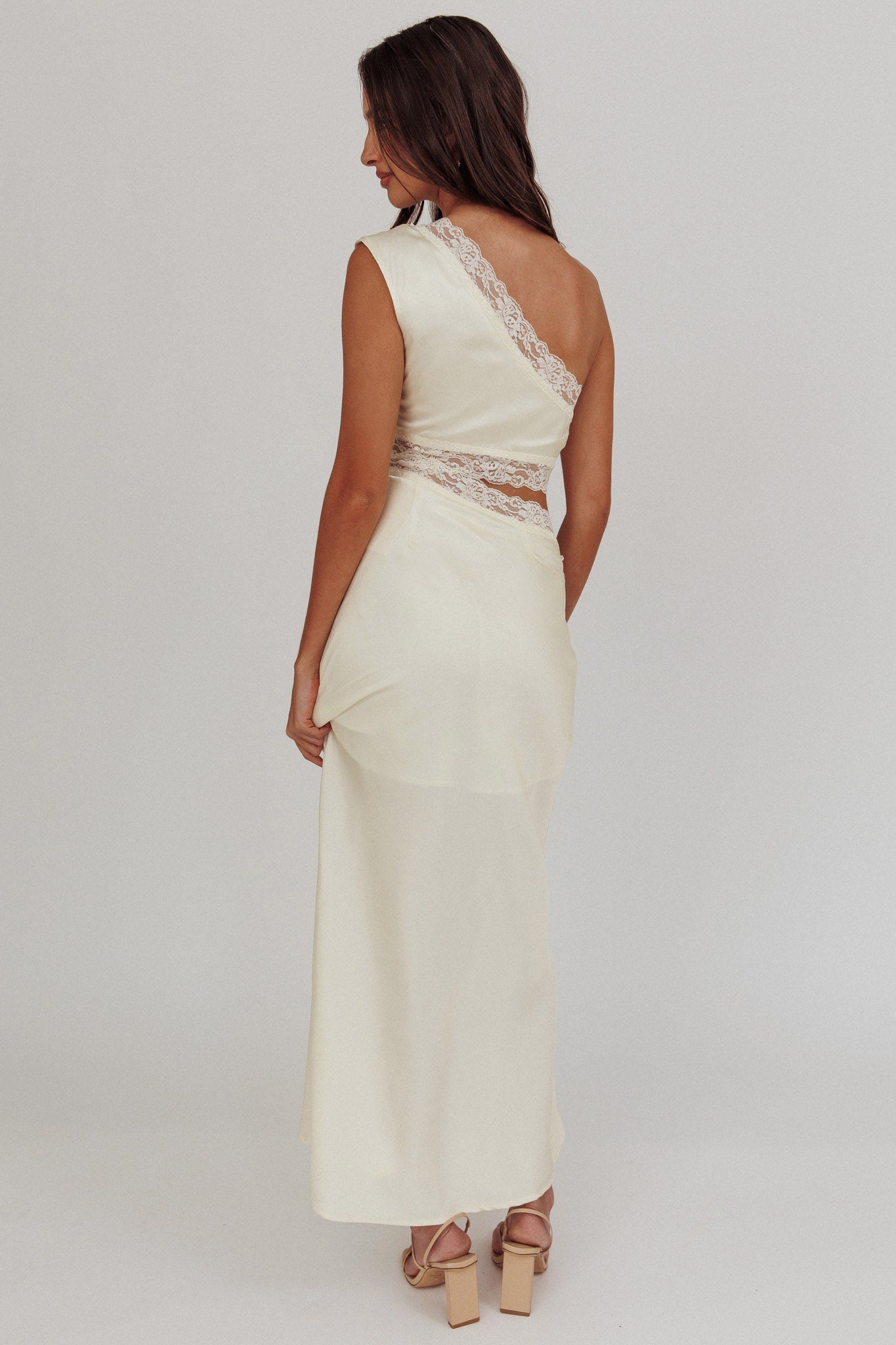 Mahli One-Shoulder Cut-Out Maxi Dress Ivory-Maymioy