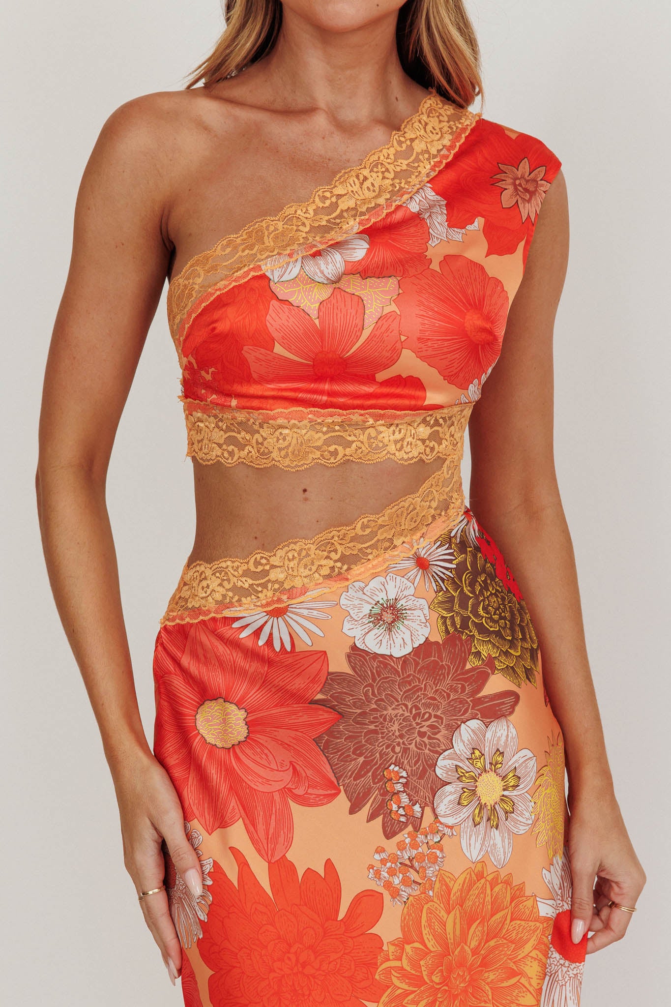 Mahli One-Shoulder Cut-Out Maxi Dress Floral-Maymioy