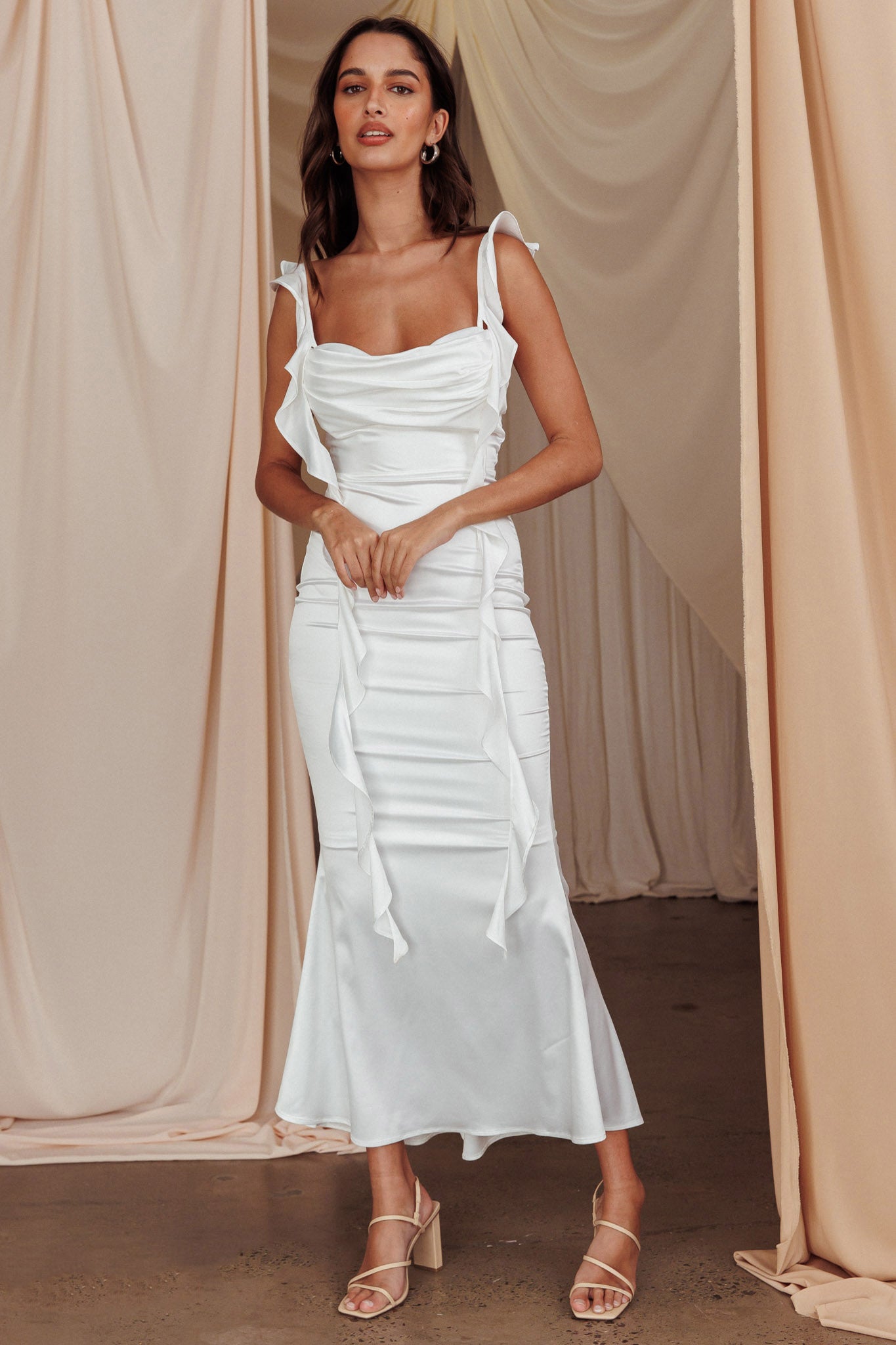Blushing Ruffle Trim Midi Dress Oyster-Maymioy