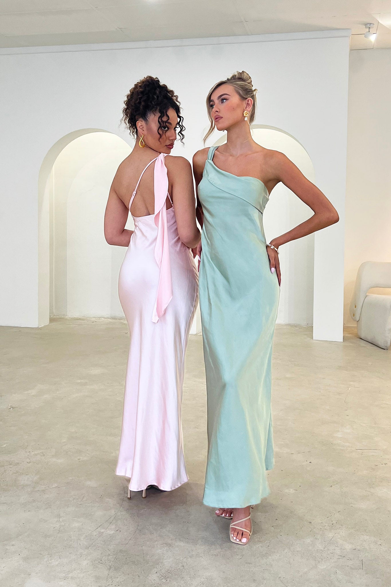 Carmel One-Shoulder Sash Maxi Dress Blush-Maymioy