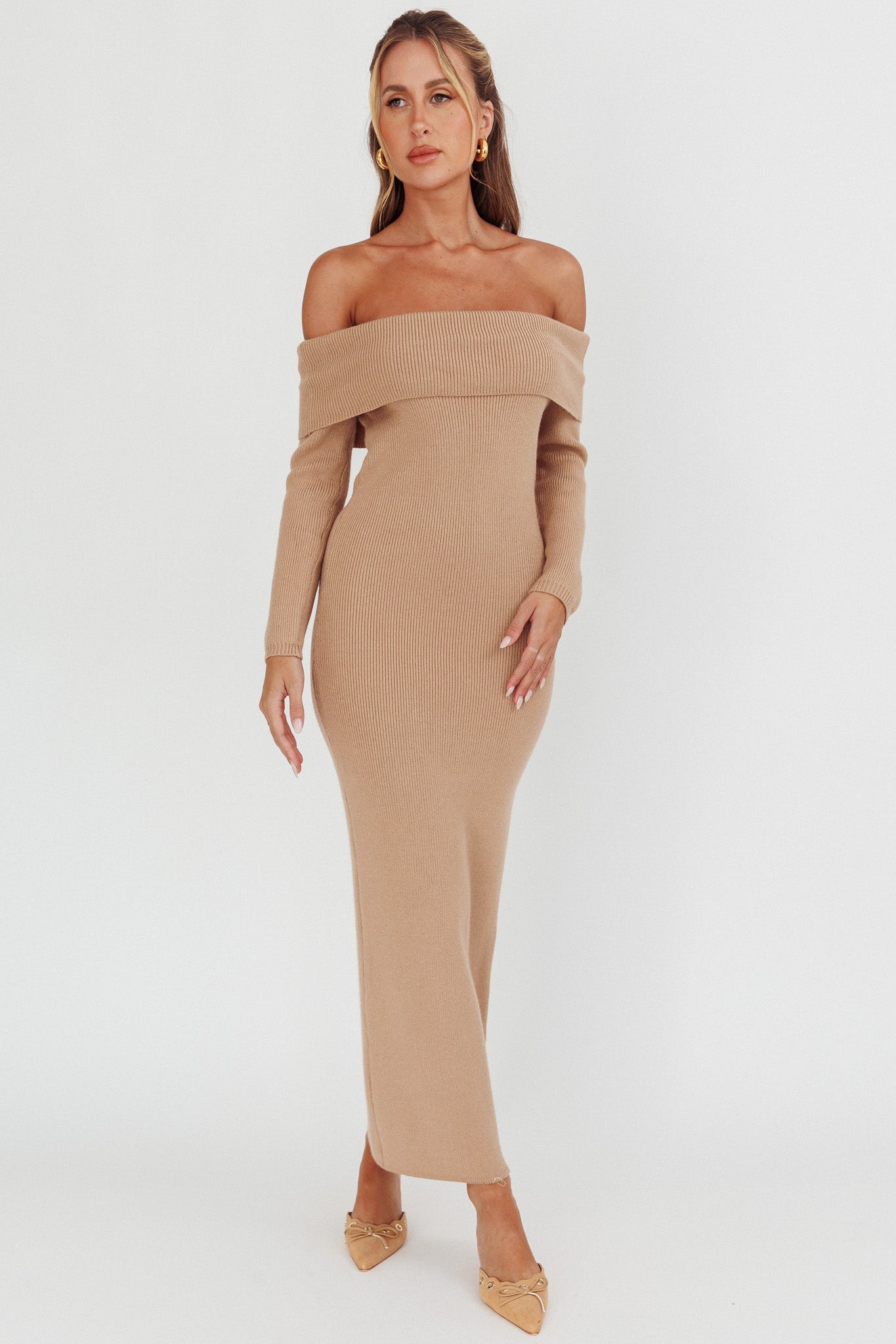 Winter Wonder Off-Shoulder Knit Maxi Dress Mocha-Maymioy