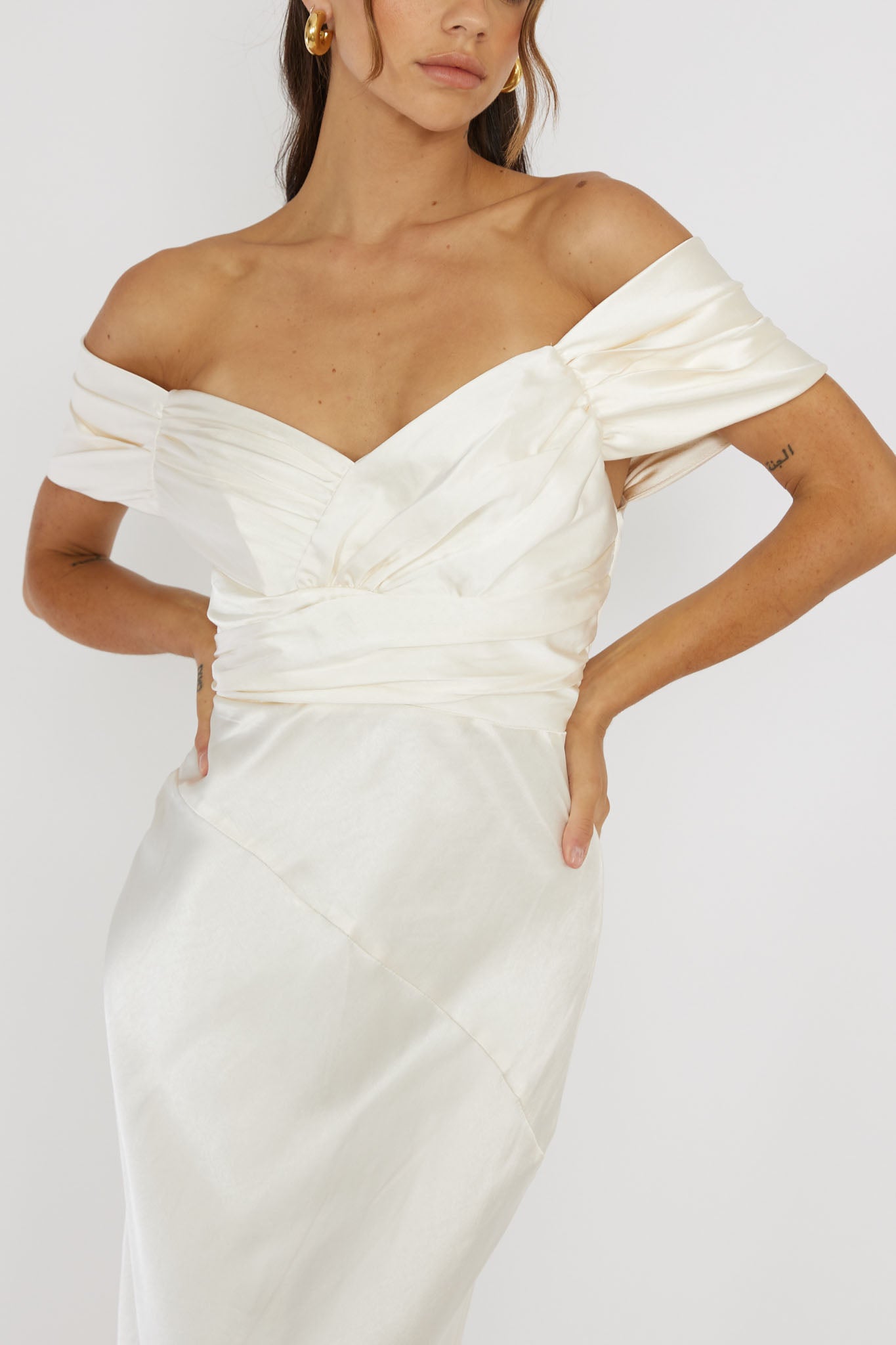 Katrina Off Shoulder Maxi Dress Butter-Maymioy