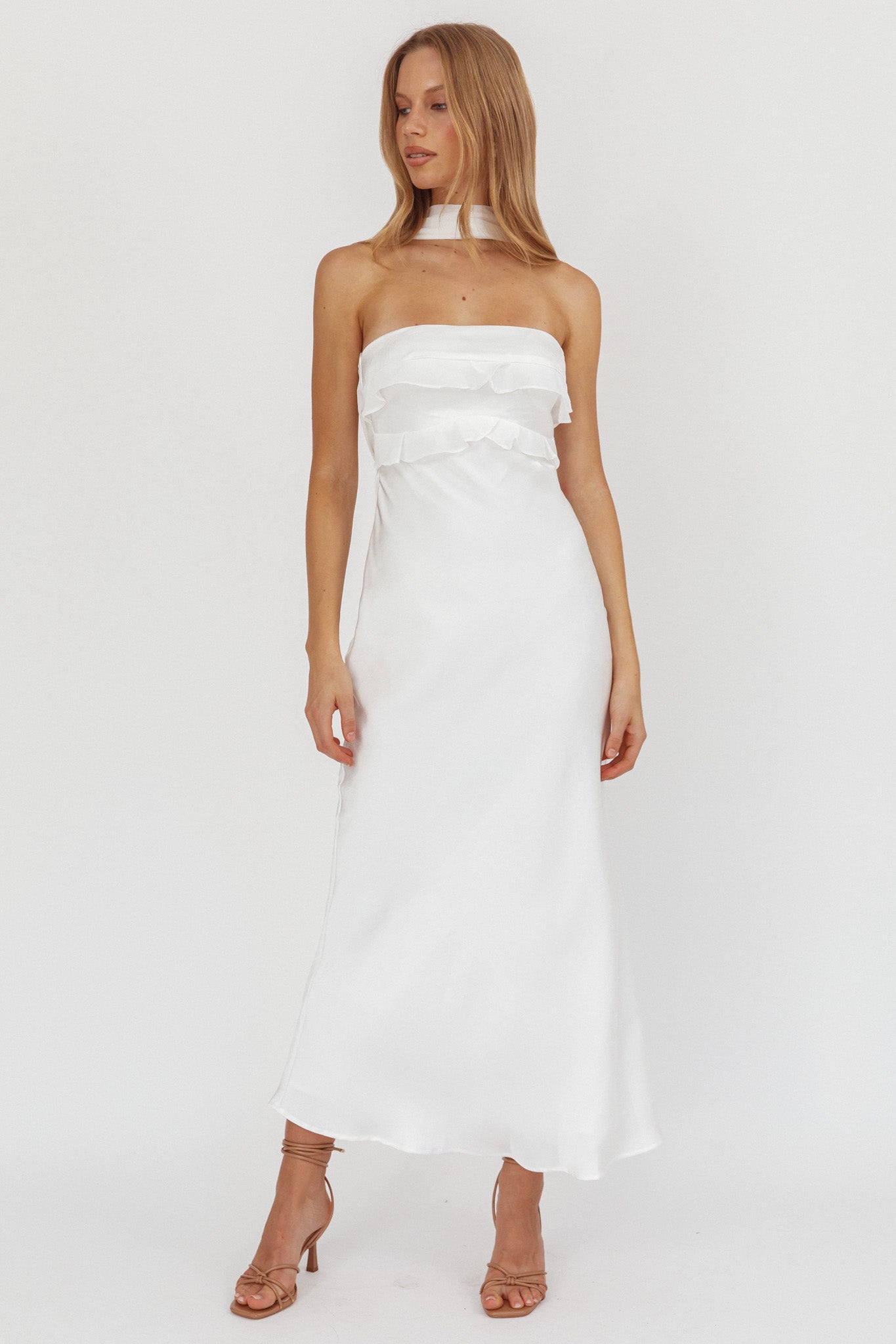 Damsel Reverse Halter Frill Trim Maxi Dress White-Maymioy