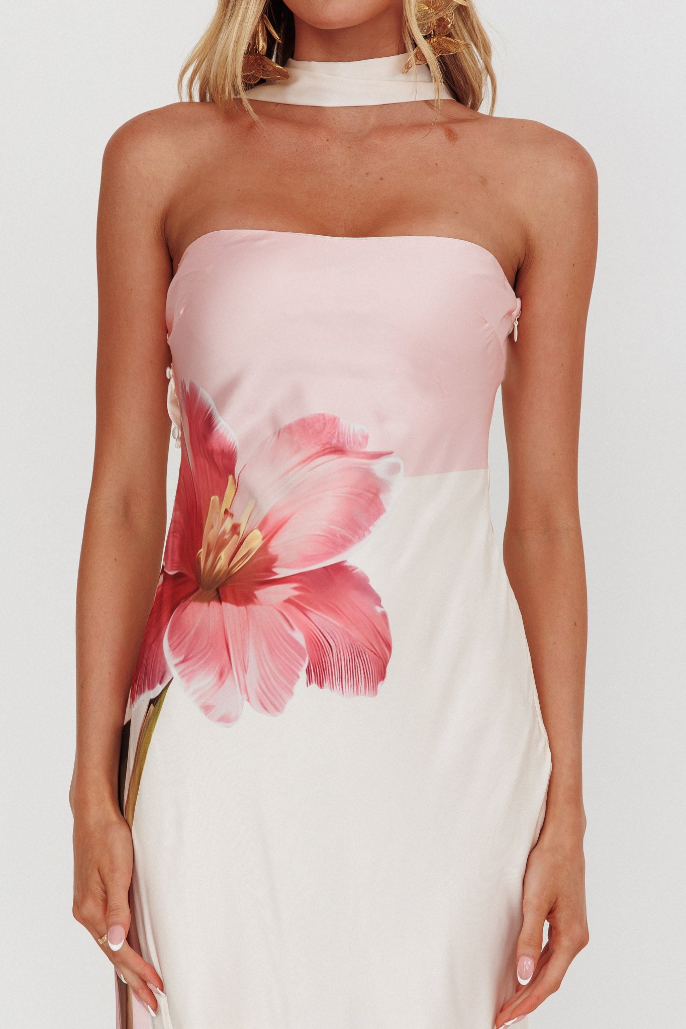 Damsel Reverse Halter Maxi Dress Flower Pink-Maymioy