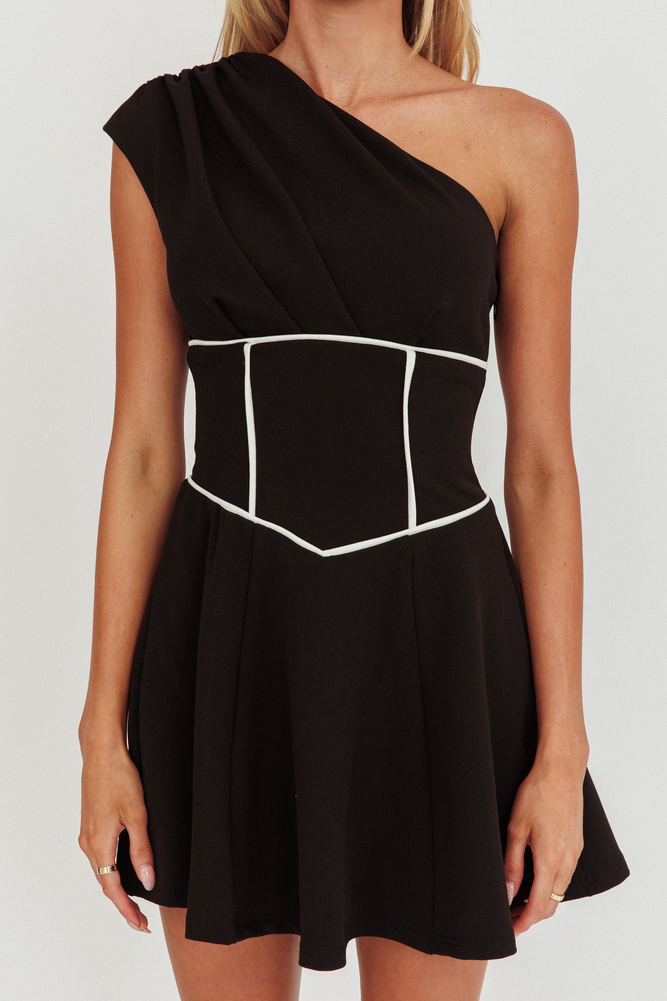 Carissa One-Shoulder Piping Mini Dress Black-Maymioy