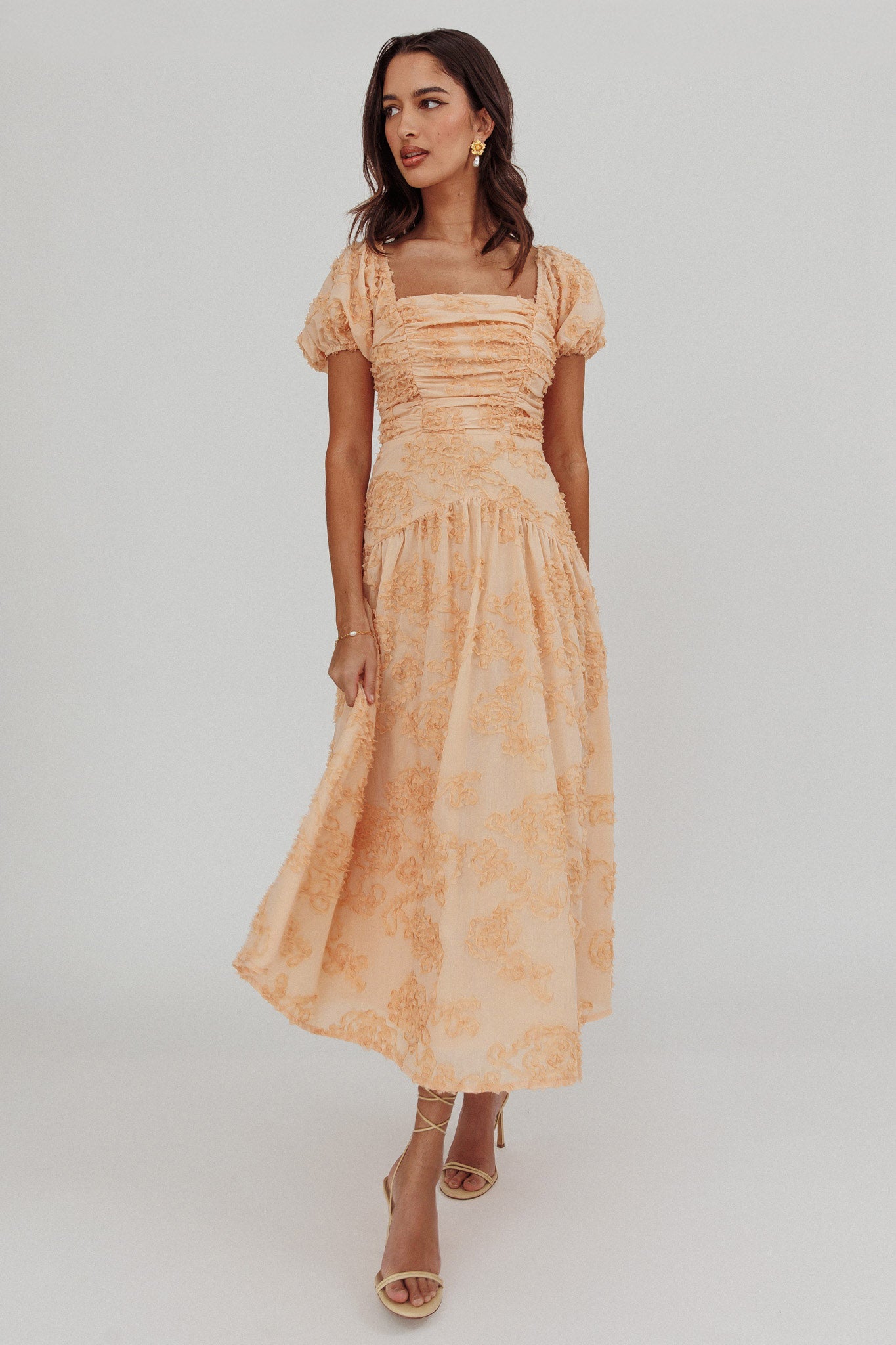 Telma Puff Sleeves Midi Dress Blush-Maymioy