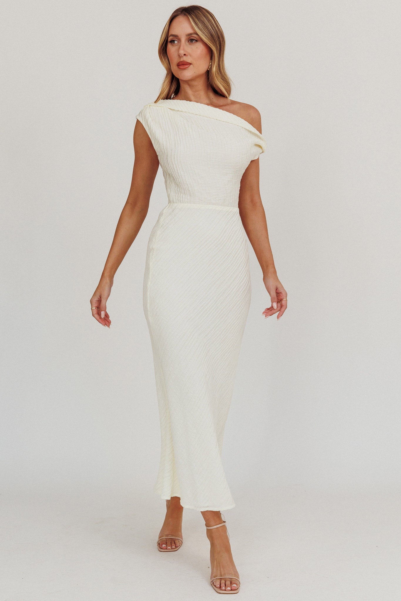 Play Date Off Shoulder Textured Midi Dress Cream-Maymioy