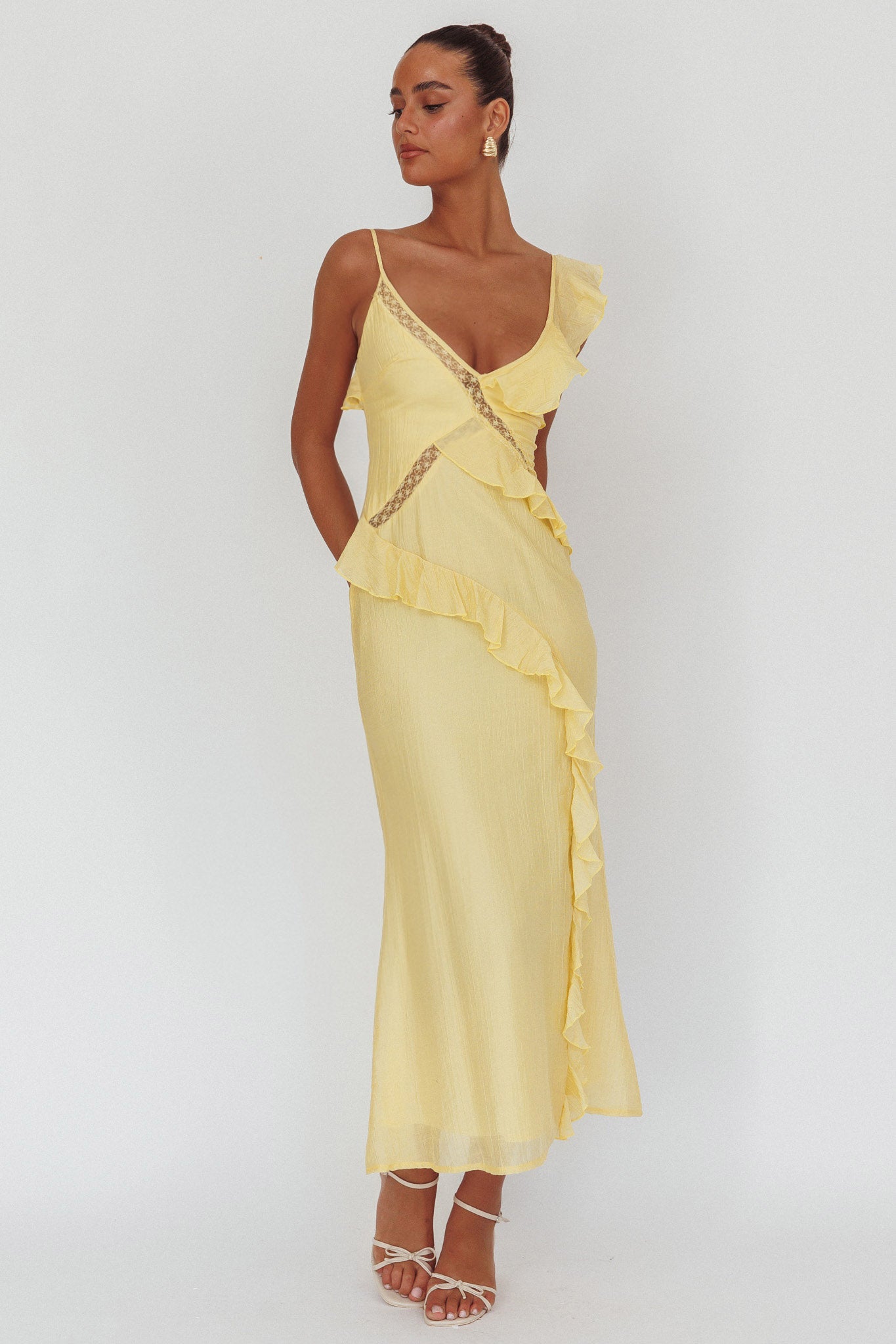 La Estrella Ruffle And Lace Trim Maxi Dress Butter-Maymioy