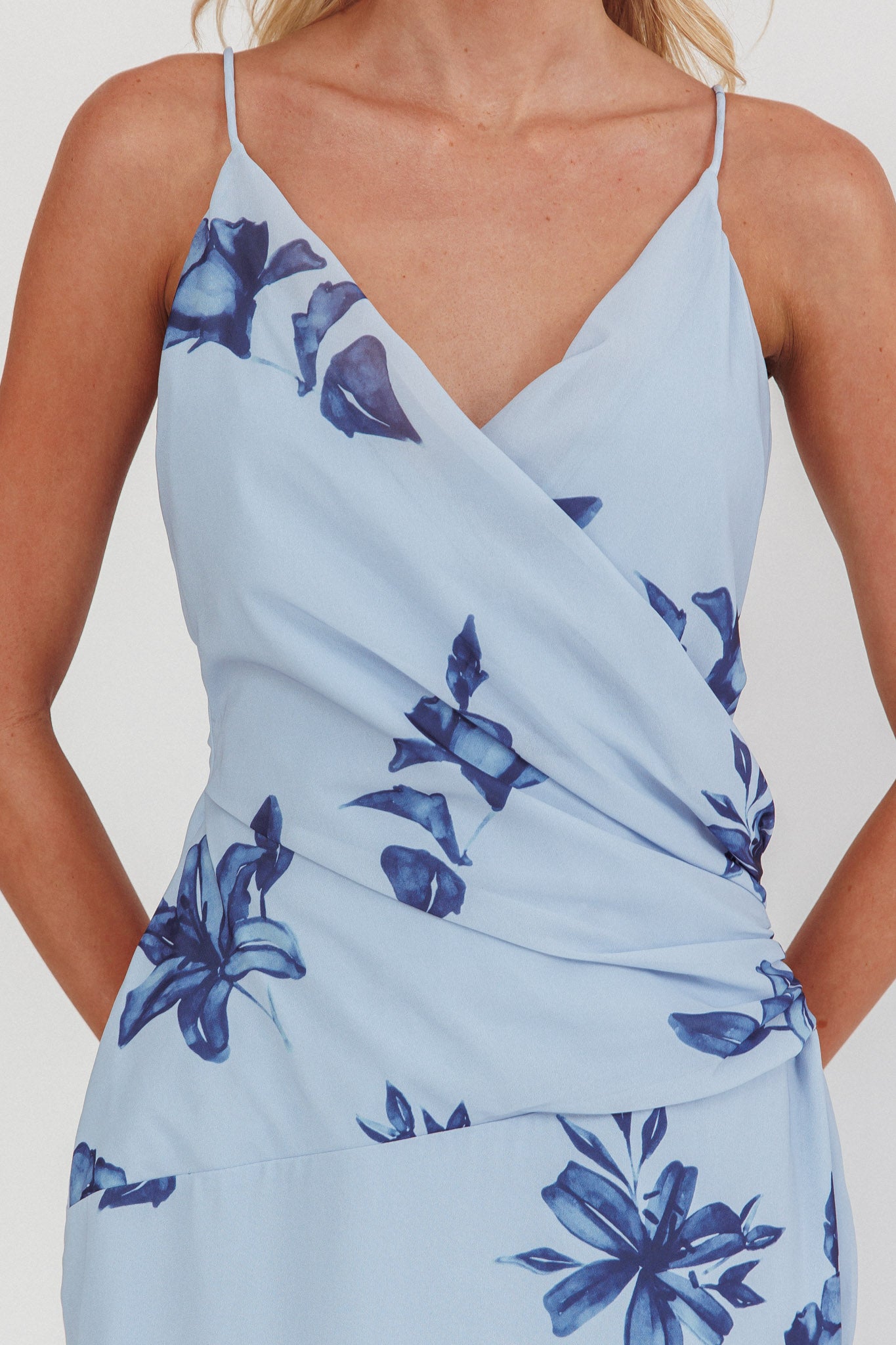 Lexxi Crossover Gathered Waist Maxi Dress Floral Blue-Maymioy