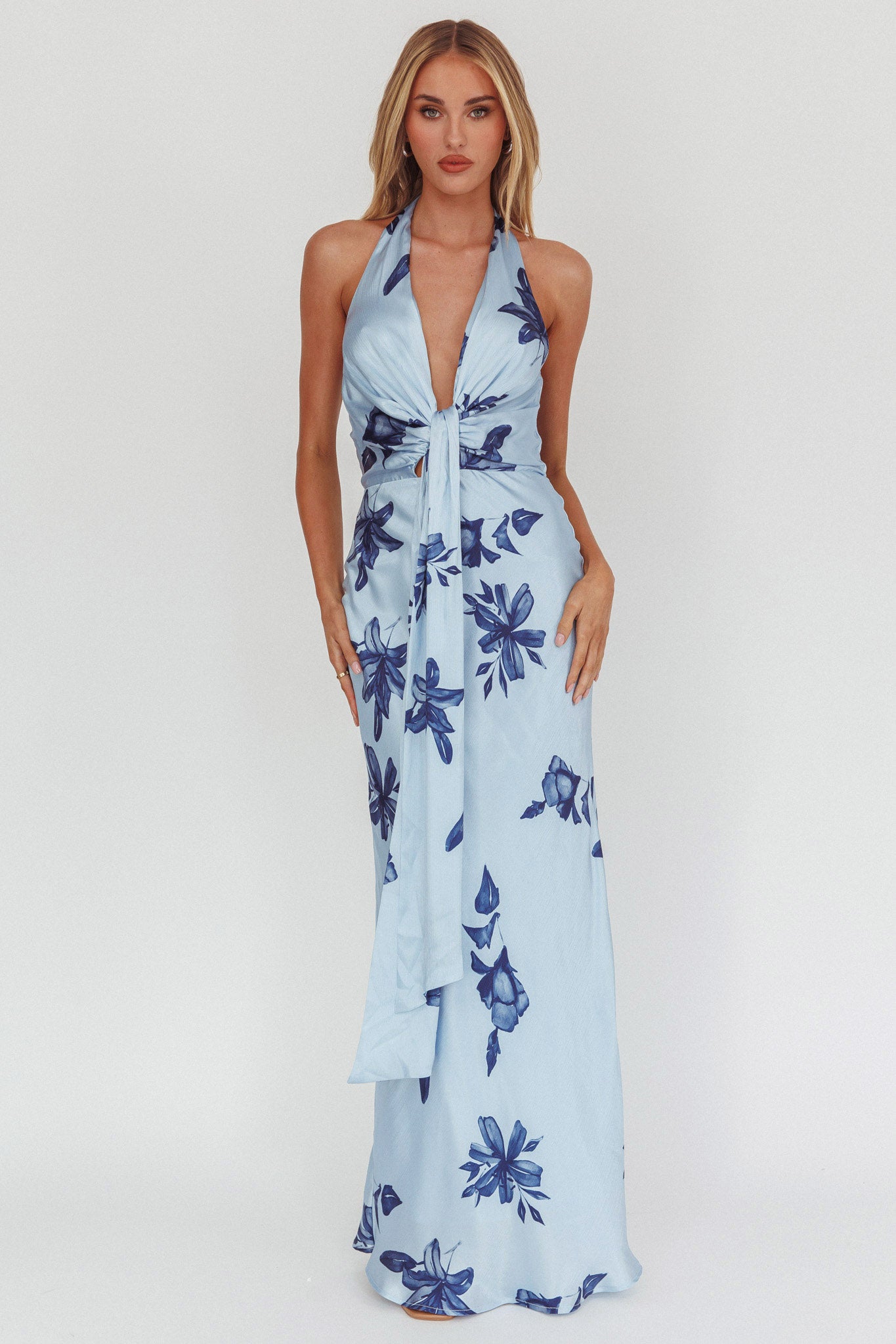 Make Believe Plunging Halterneck Maxi Dress Floral Navy-Maymioy