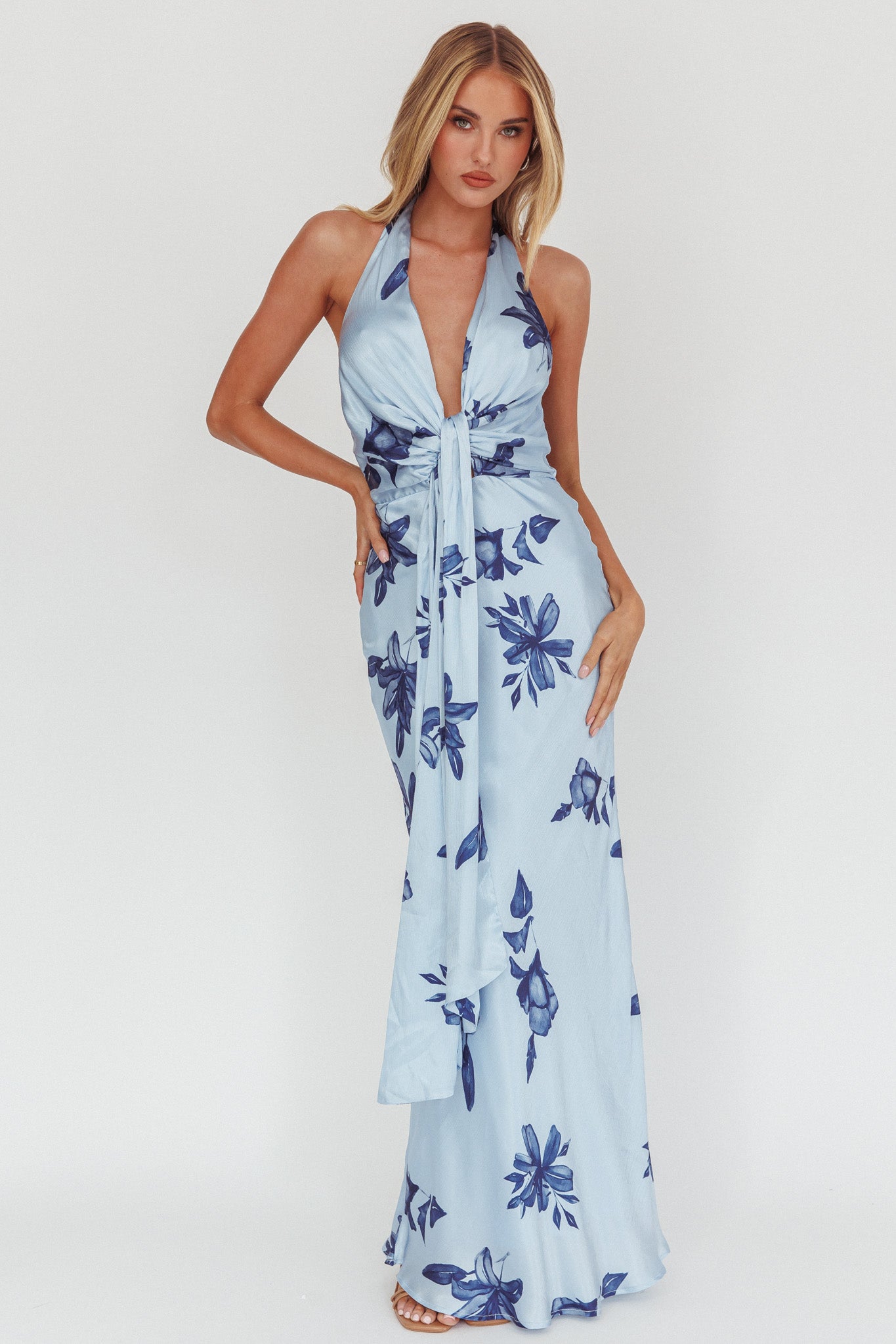 Make Believe Plunging Halterneck Maxi Dress Floral Navy-Maymioy