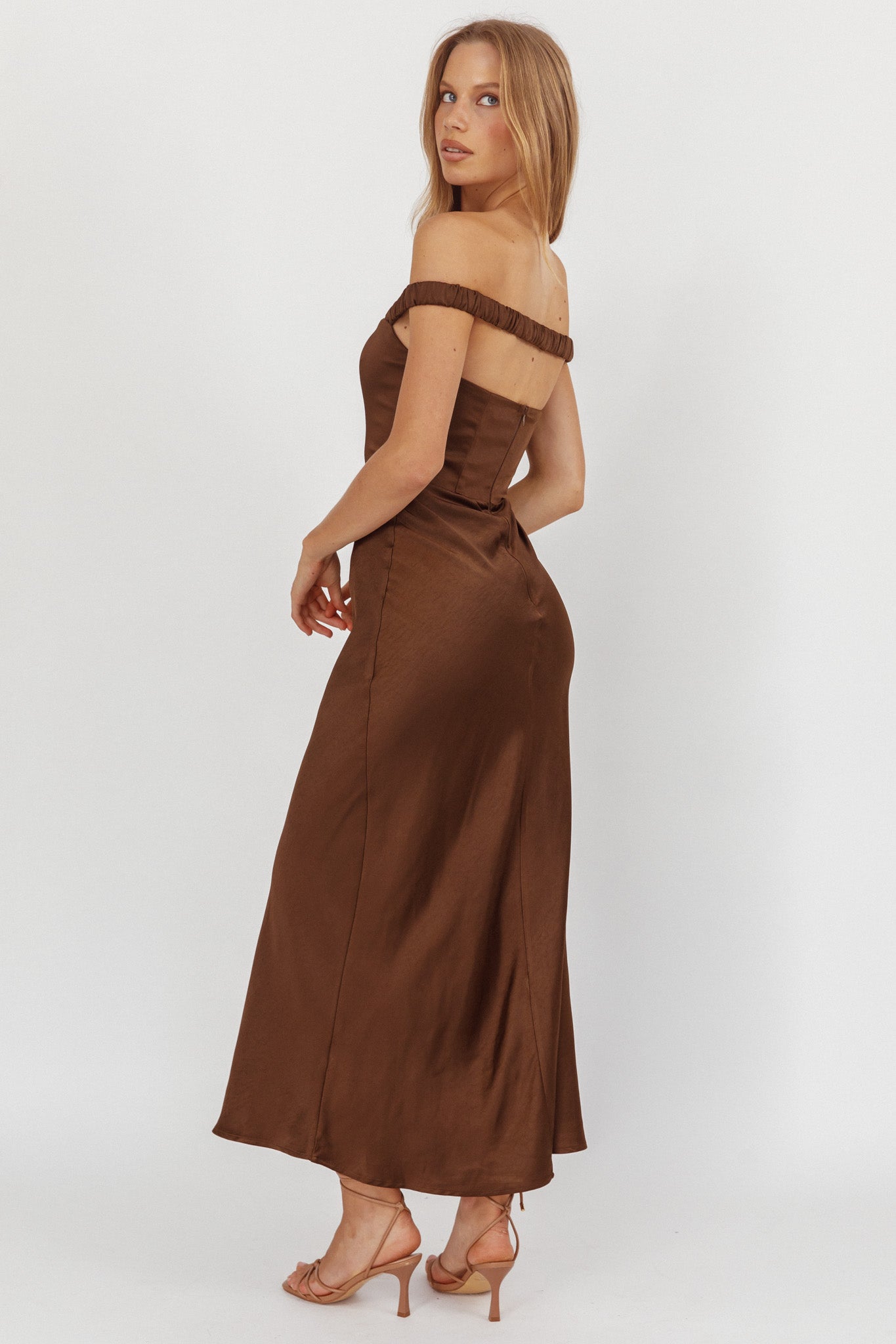 Cari Off-Shoulder Strap Maxi Dress Chocolate-Maymioy