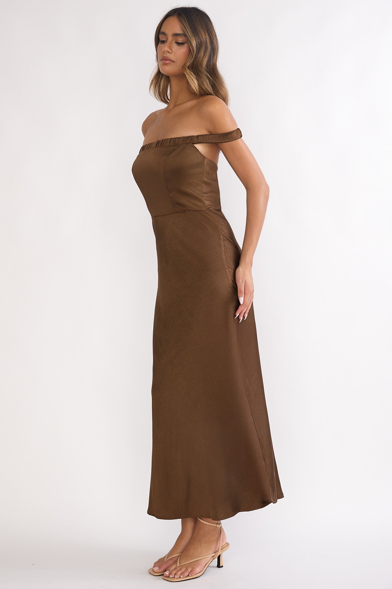 Cari Off-Shoulder Strap Maxi Dress Chocolate-Maymioy