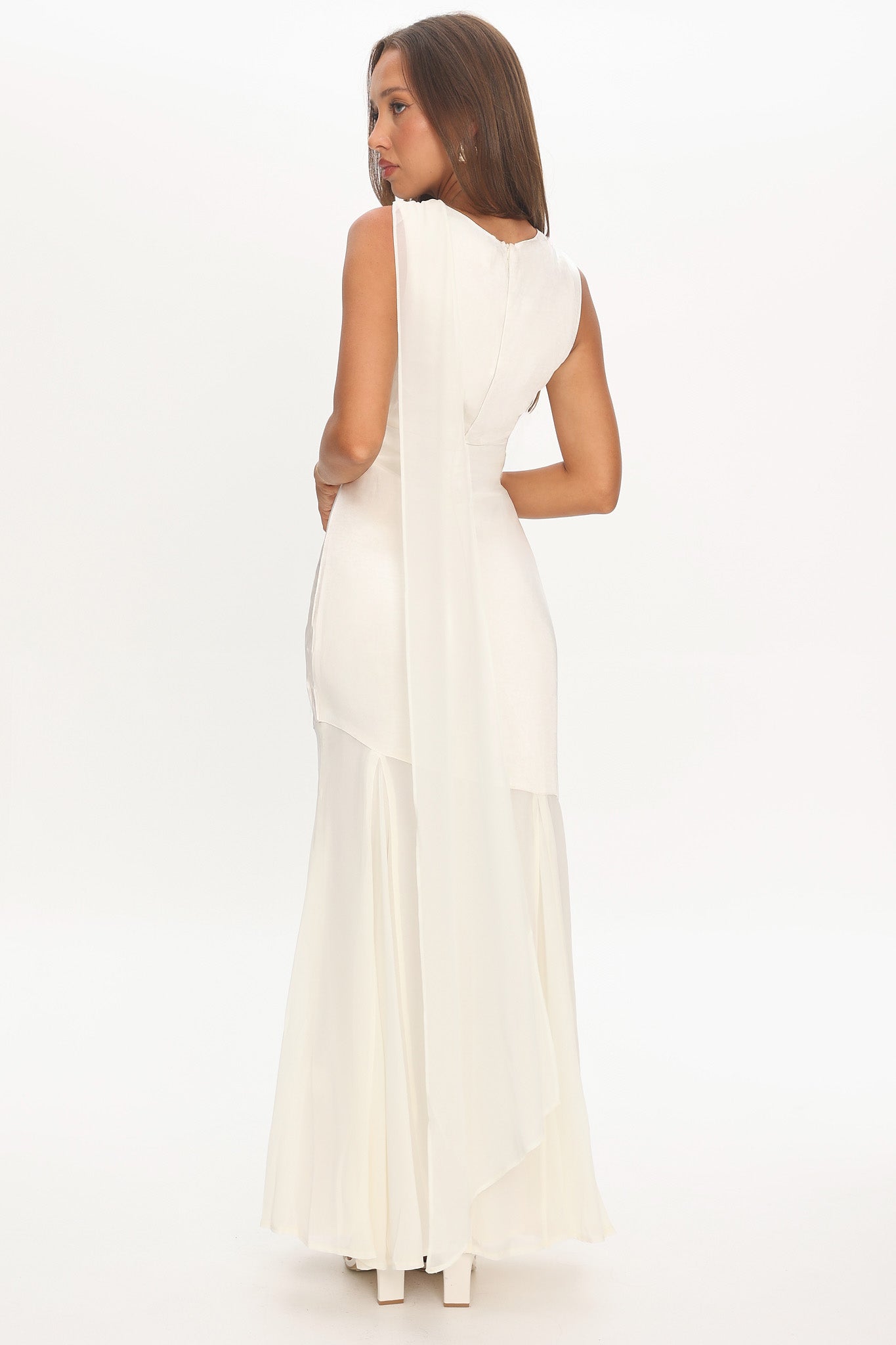 Meliza Keyhole Bust Maxi Dress Oyster-Maymioy