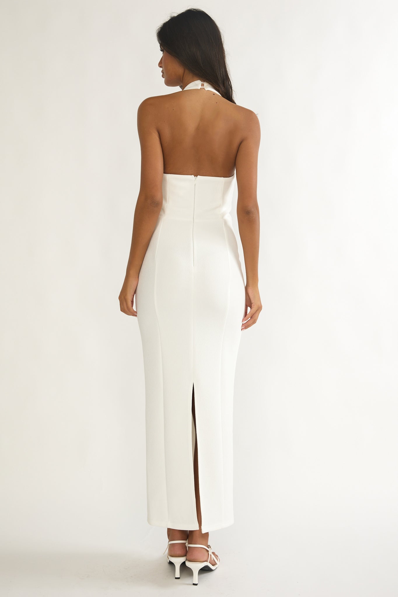 Shailyn Scoop Neck Halter Maxi Dress White-Maymioy