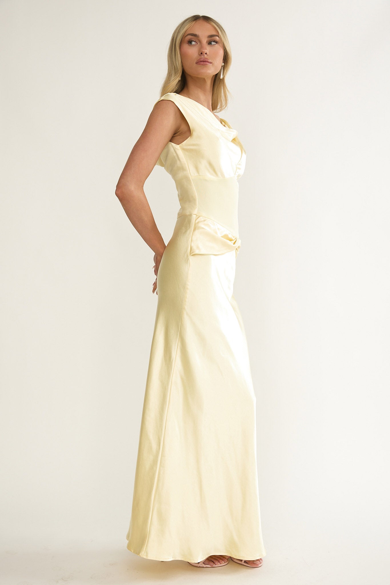 Tahlia Rae Mesh Waist Cap Sleeve Maxi Dress Butter-Maymioy